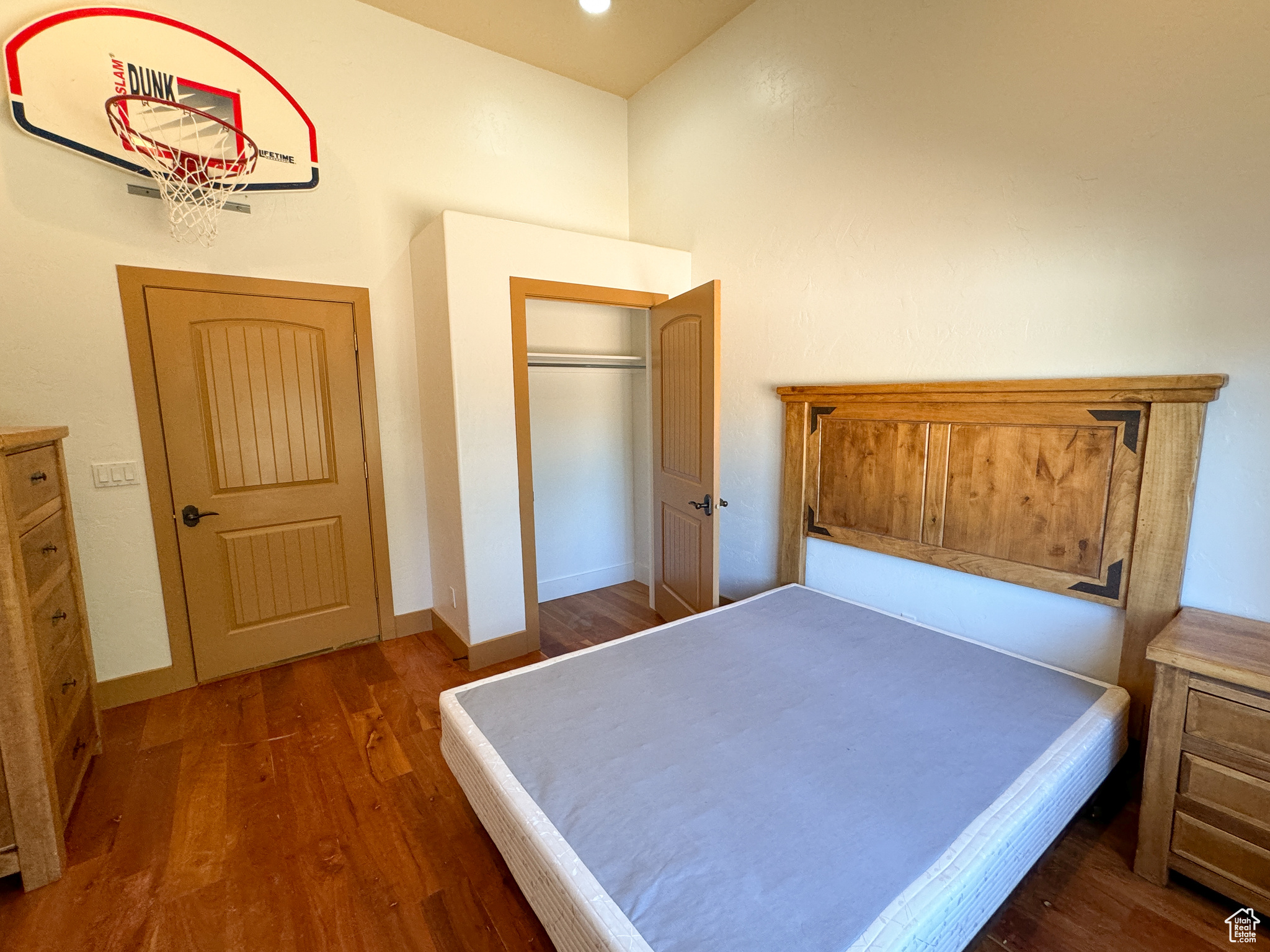 BANDANNA RANCH - Residential