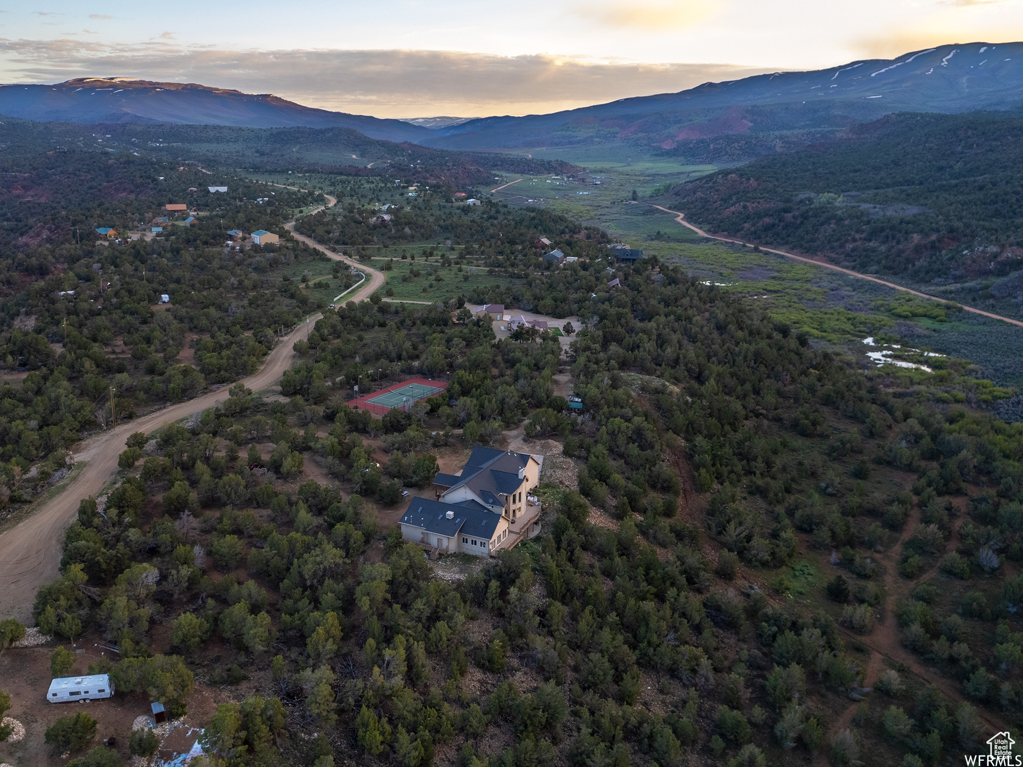 BANDANNA RANCH - Residential