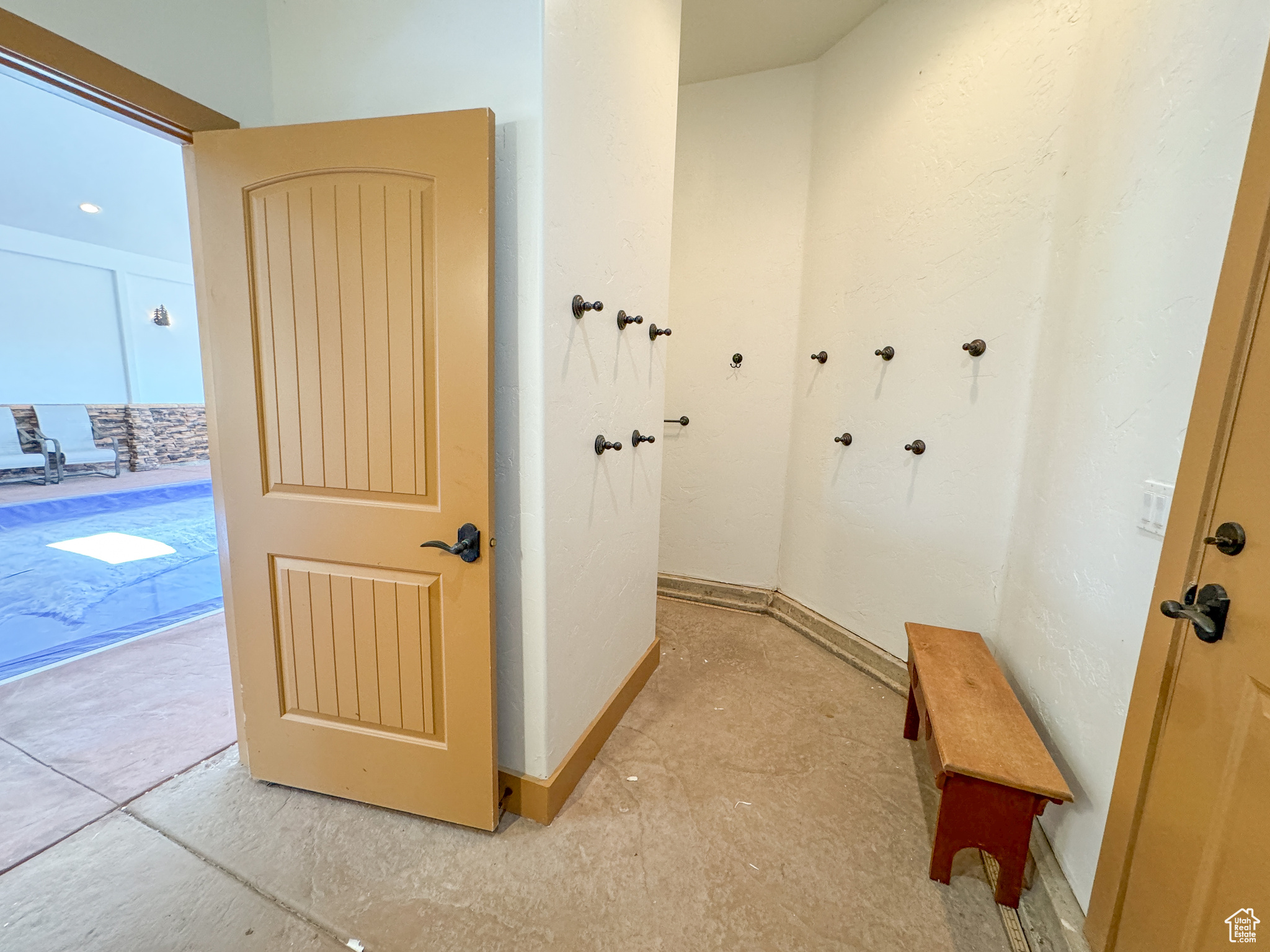 BANDANNA RANCH - Residential