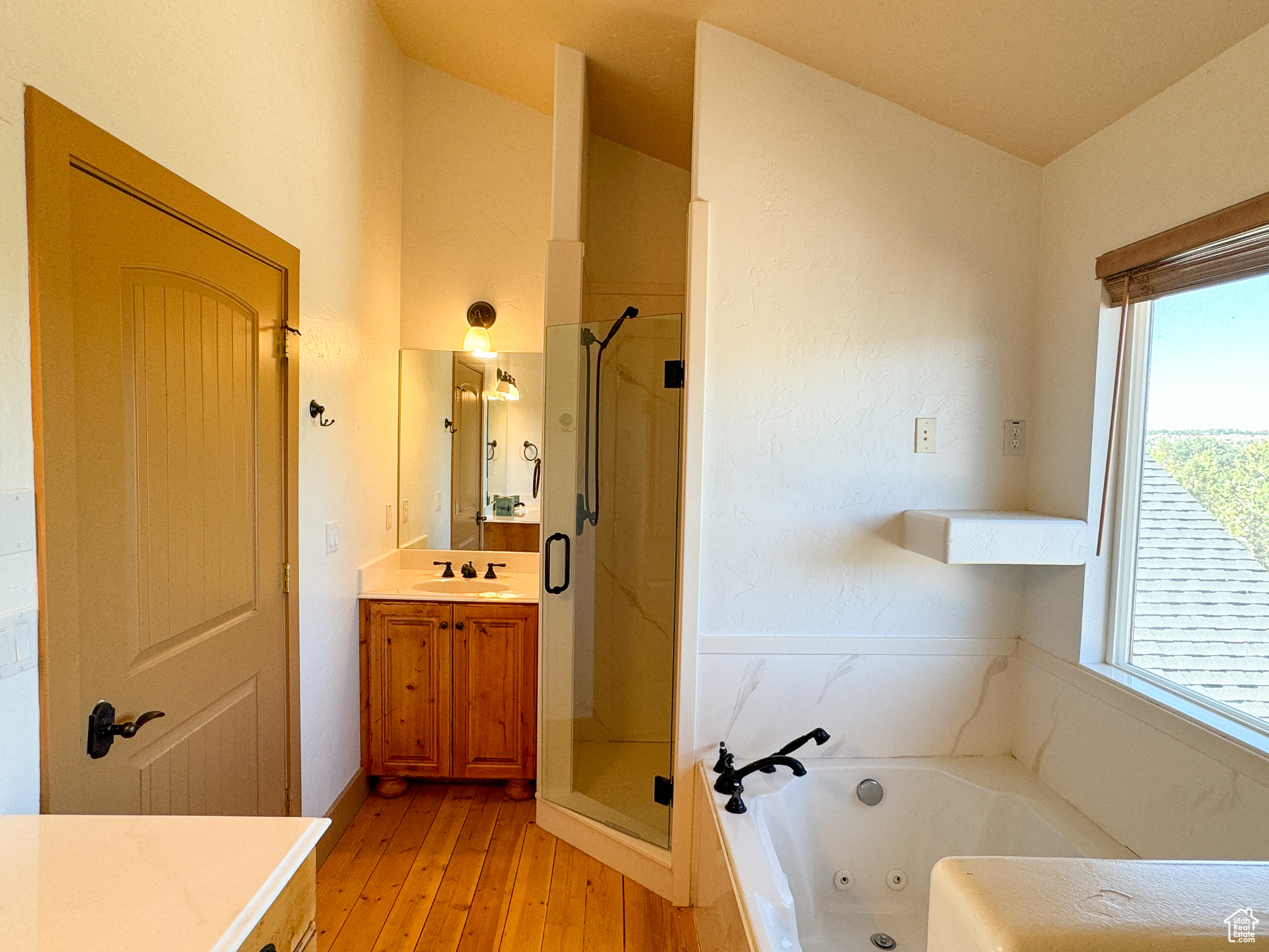 BANDANNA RANCH - Residential