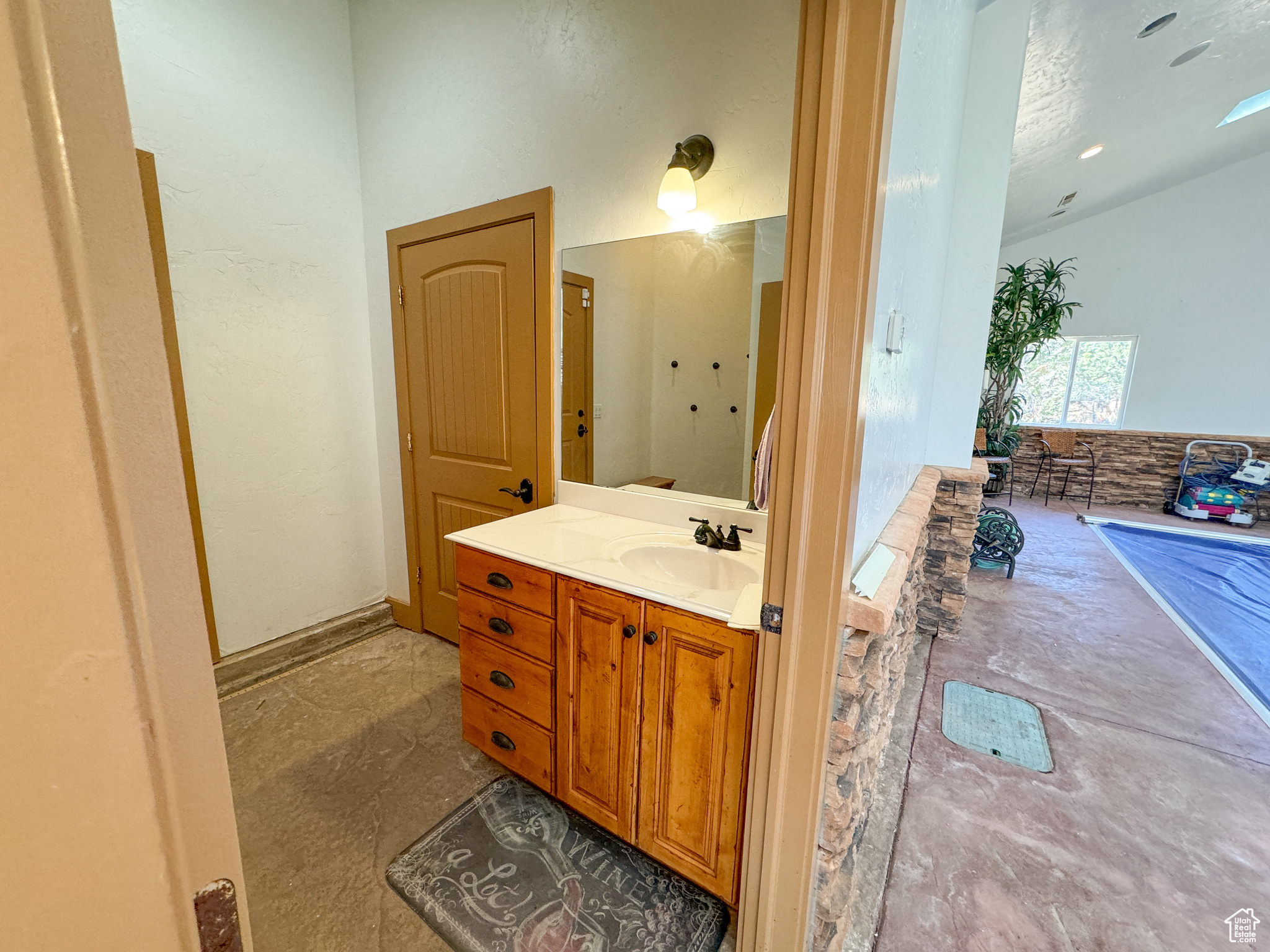 BANDANNA RANCH - Residential