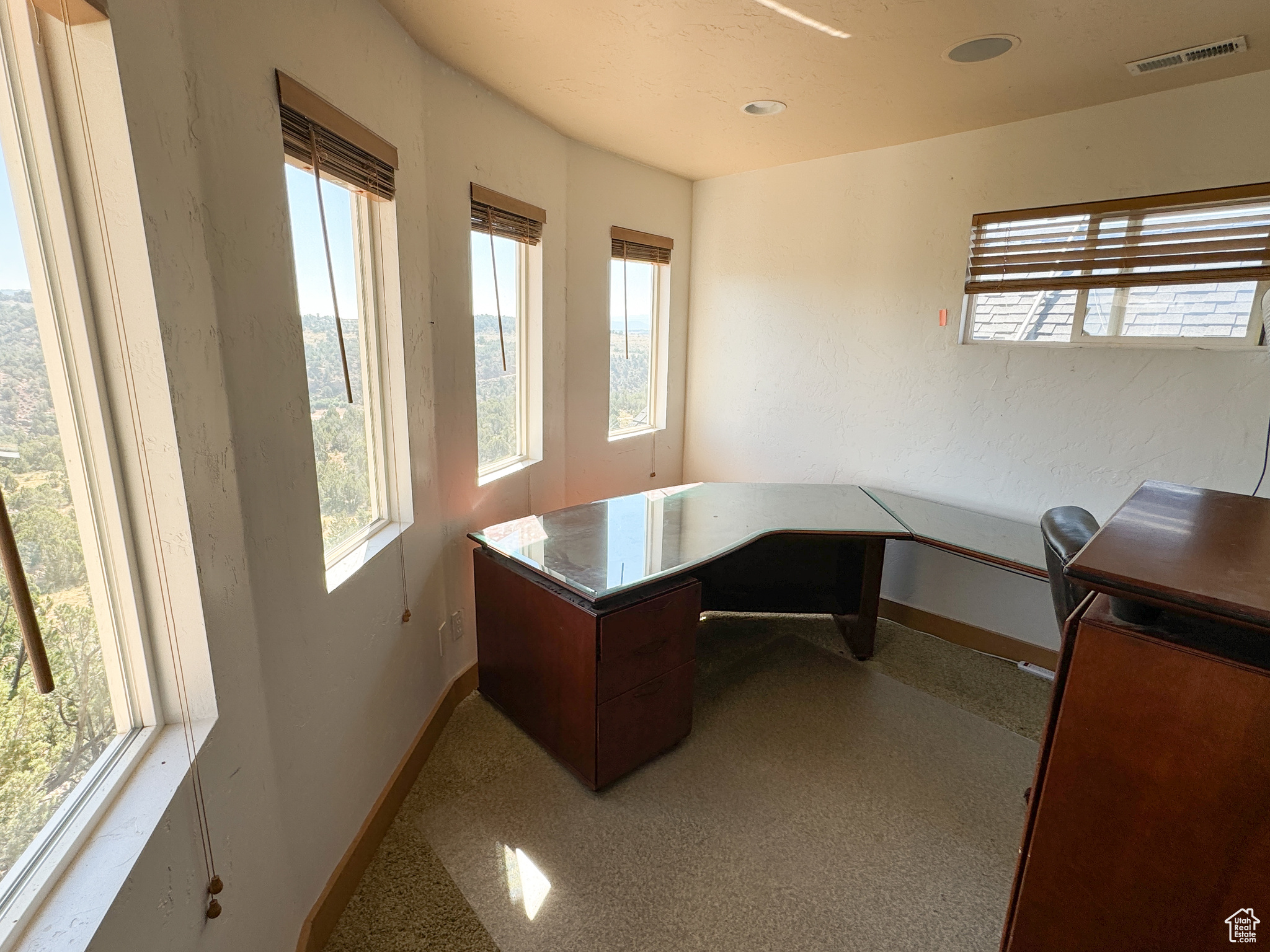 BANDANNA RANCH - Residential