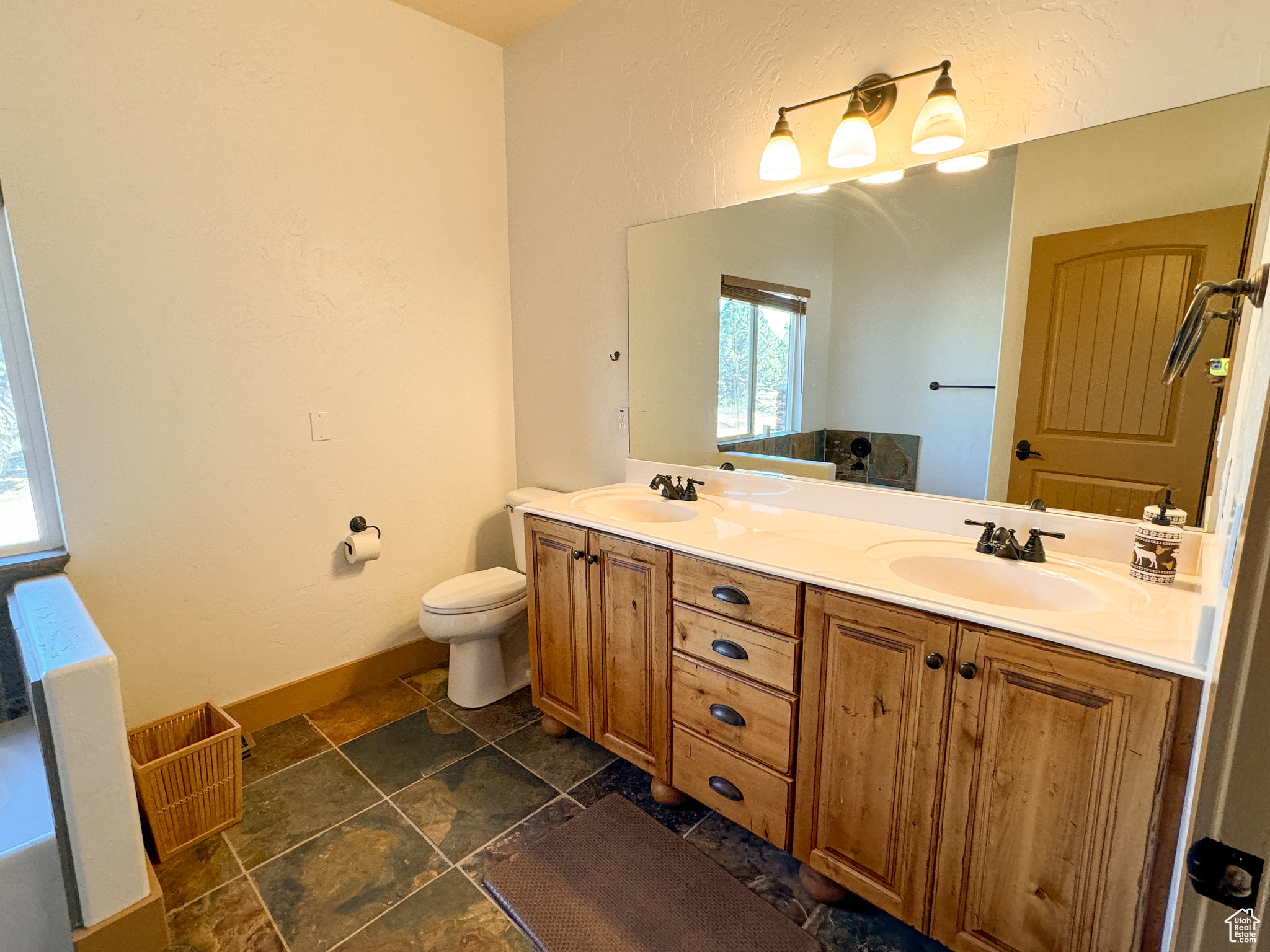 BANDANNA RANCH - Residential