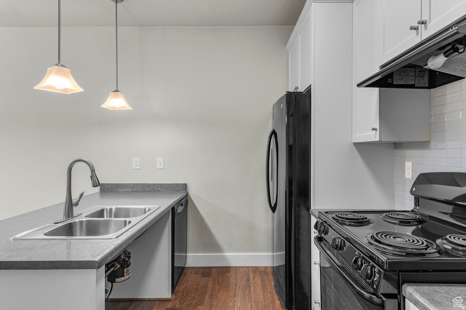 BELMONT DOWNTOWN 1703R - Residential