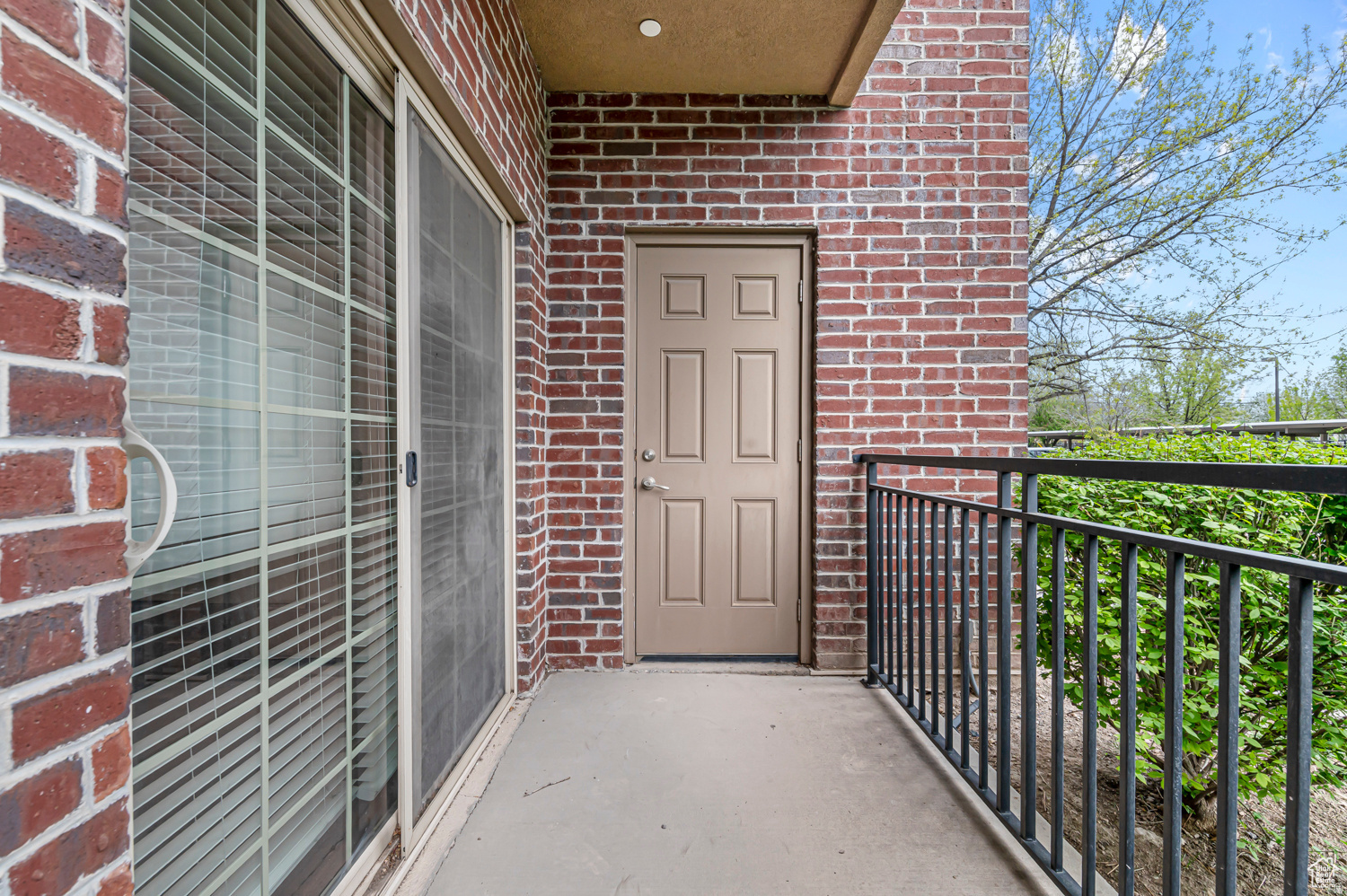 BELMONT DOWNTOWN 1703R - Residential