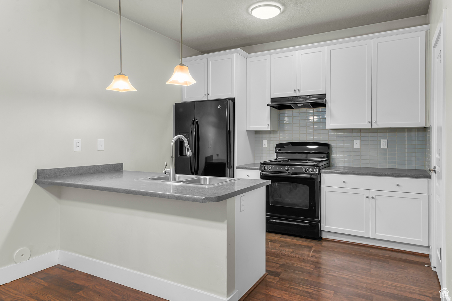 BELMONT DOWNTOWN 1703R - Residential