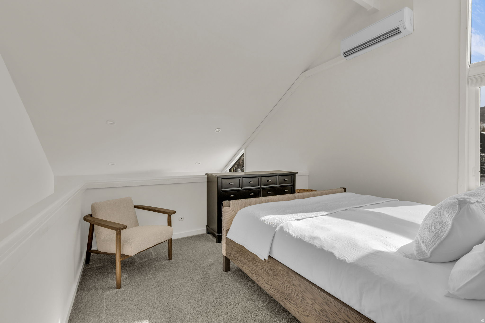 THREE KINGS CONDOMINIUM - Residential