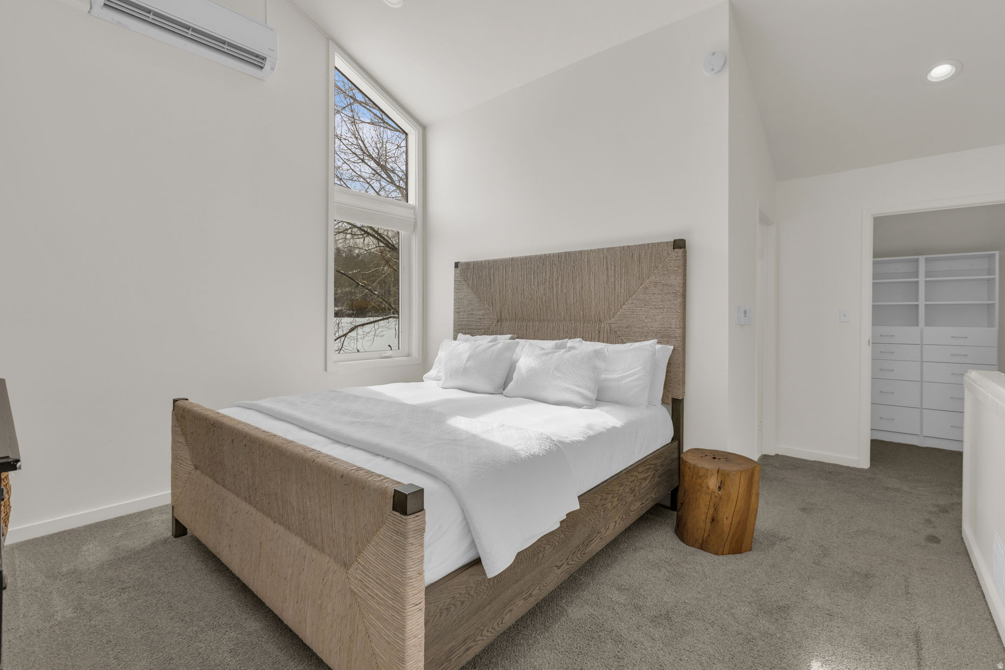 THREE KINGS CONDOMINIUM - Residential