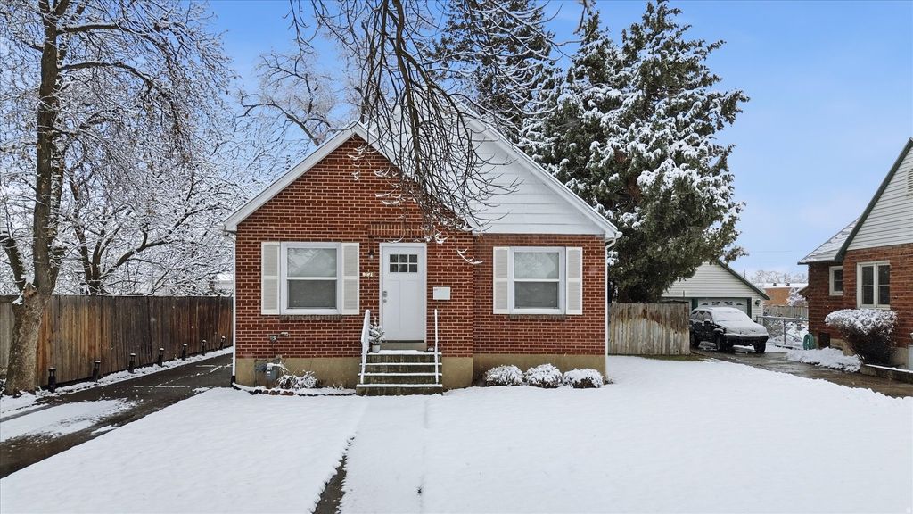 Photo of 176 E 600 N, Logan, UT 84321 (MLS # 2130489)