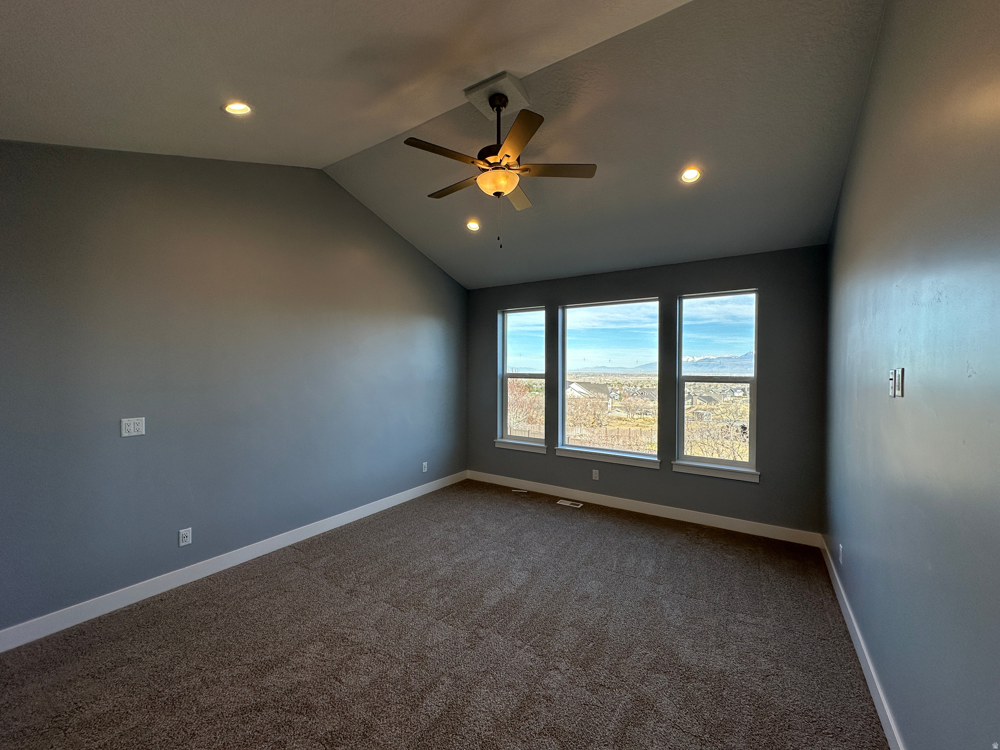 GARRETT'S PLACE - Residential