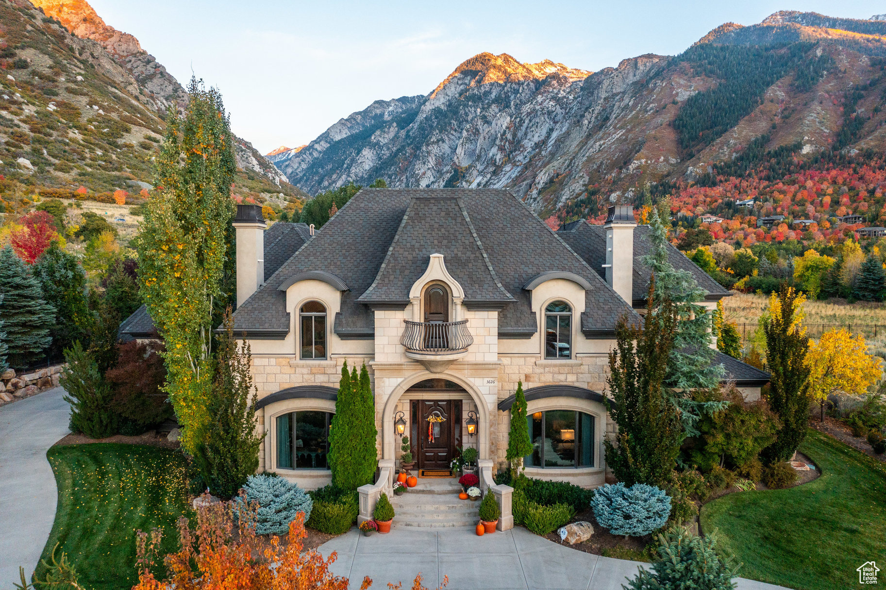 GRANITE OAKS - Residential