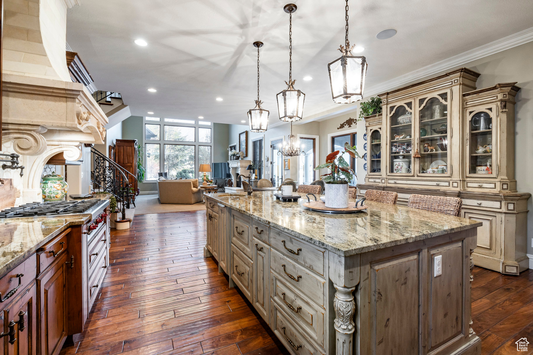 GRANITE OAKS - Residential