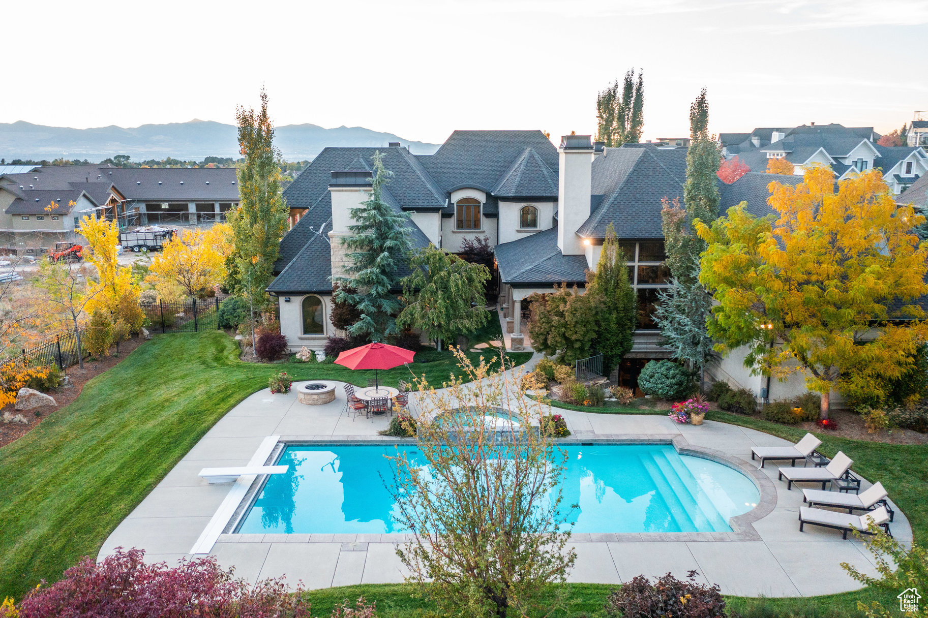 GRANITE OAKS - Residential