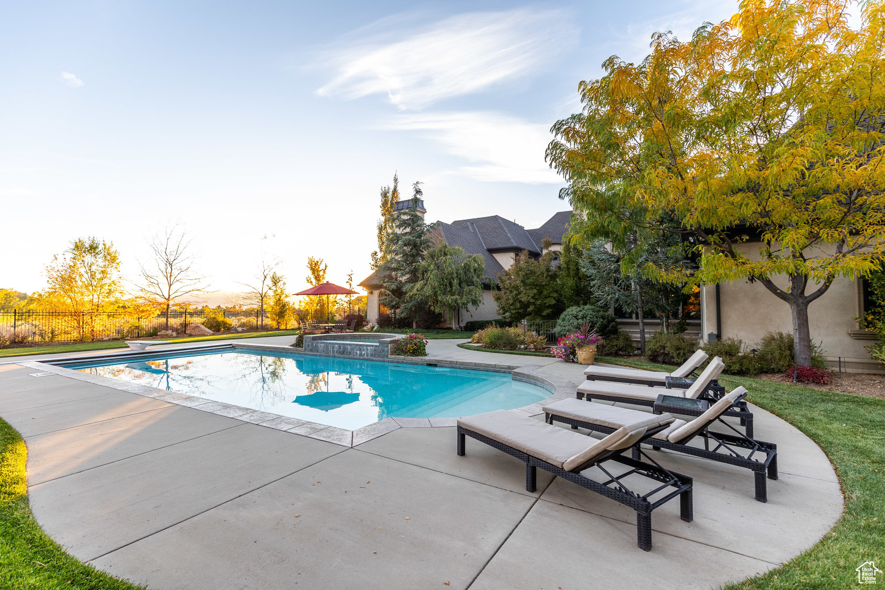 GRANITE OAKS - Residential