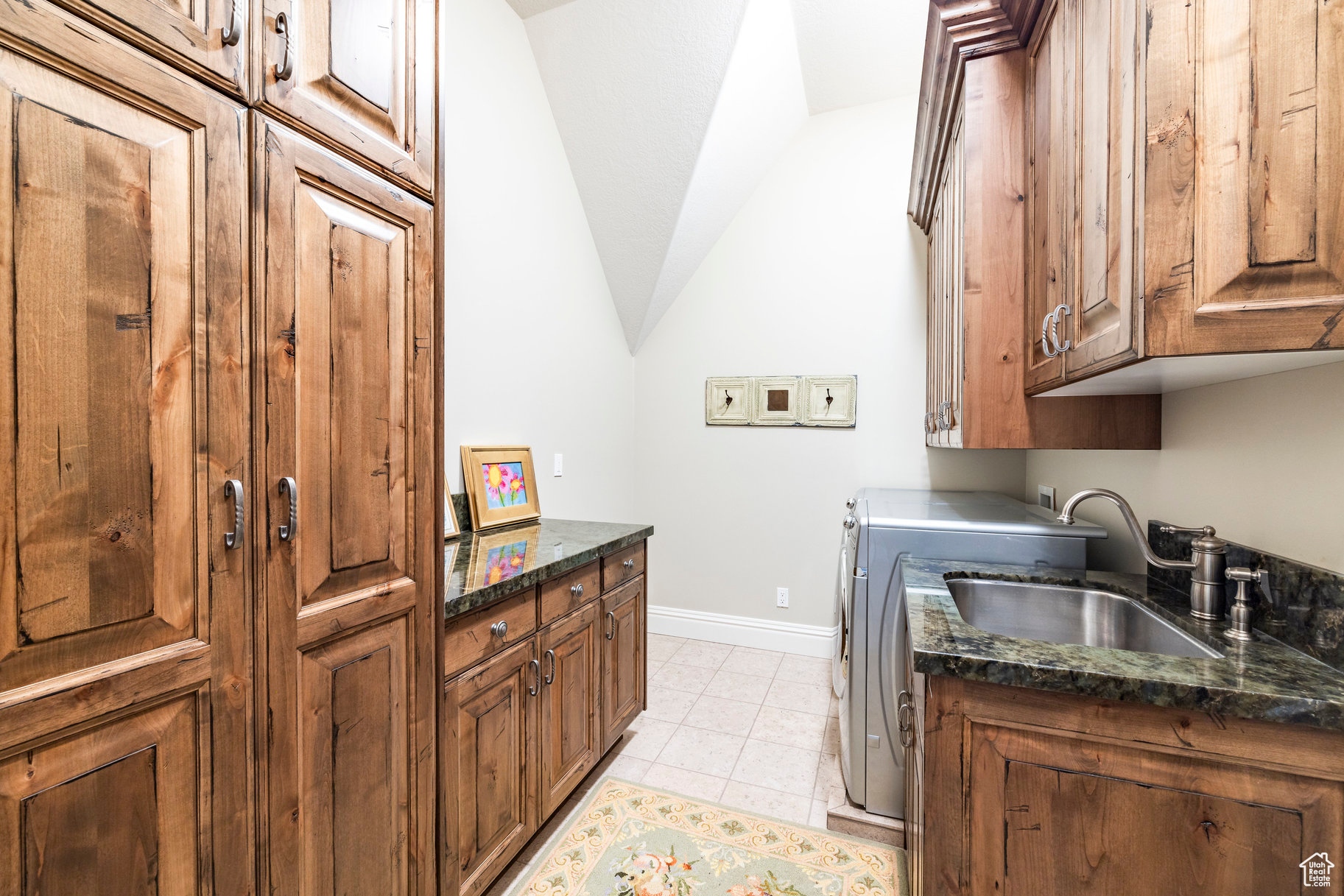 GRANITE OAKS - Residential