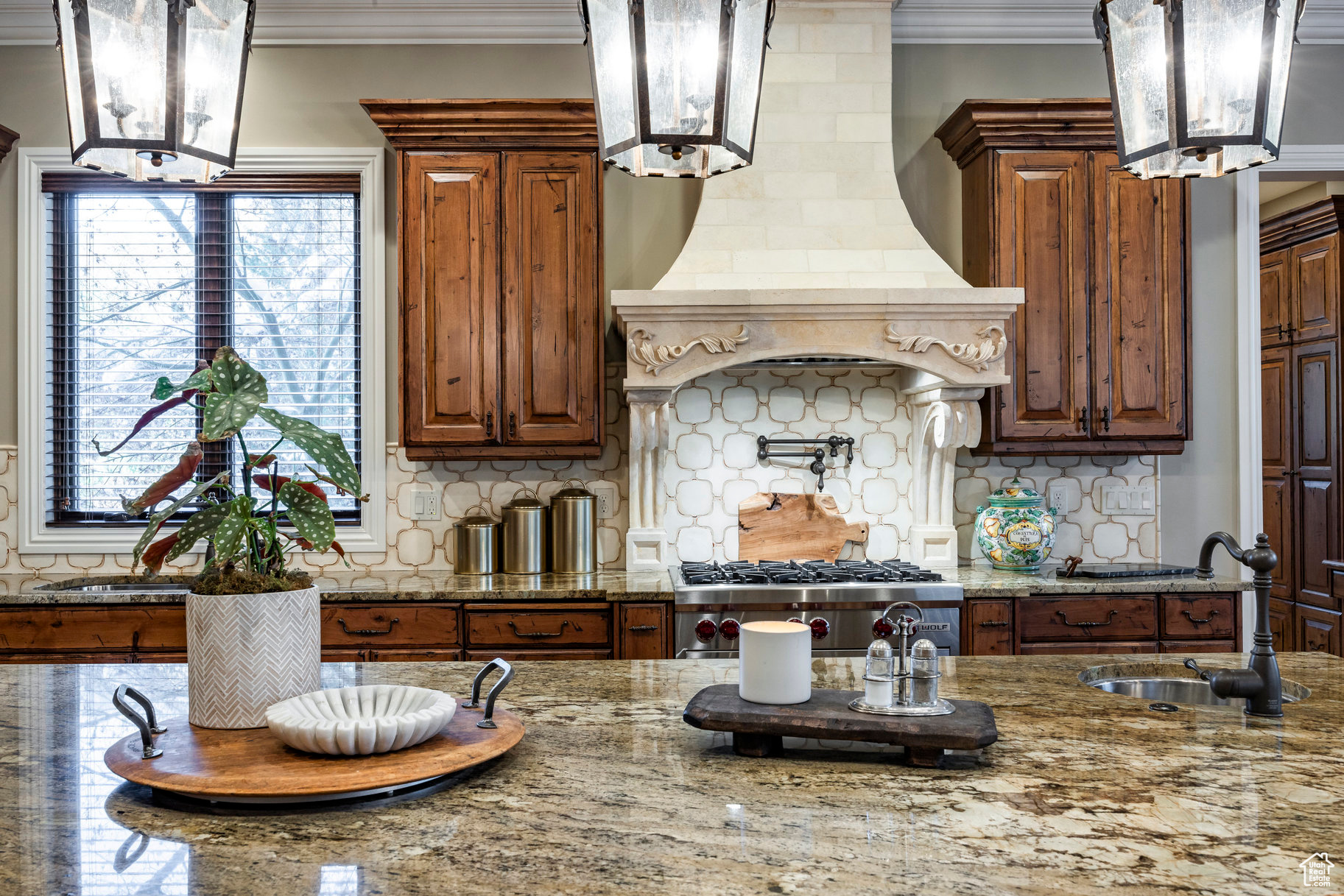 GRANITE OAKS - Residential