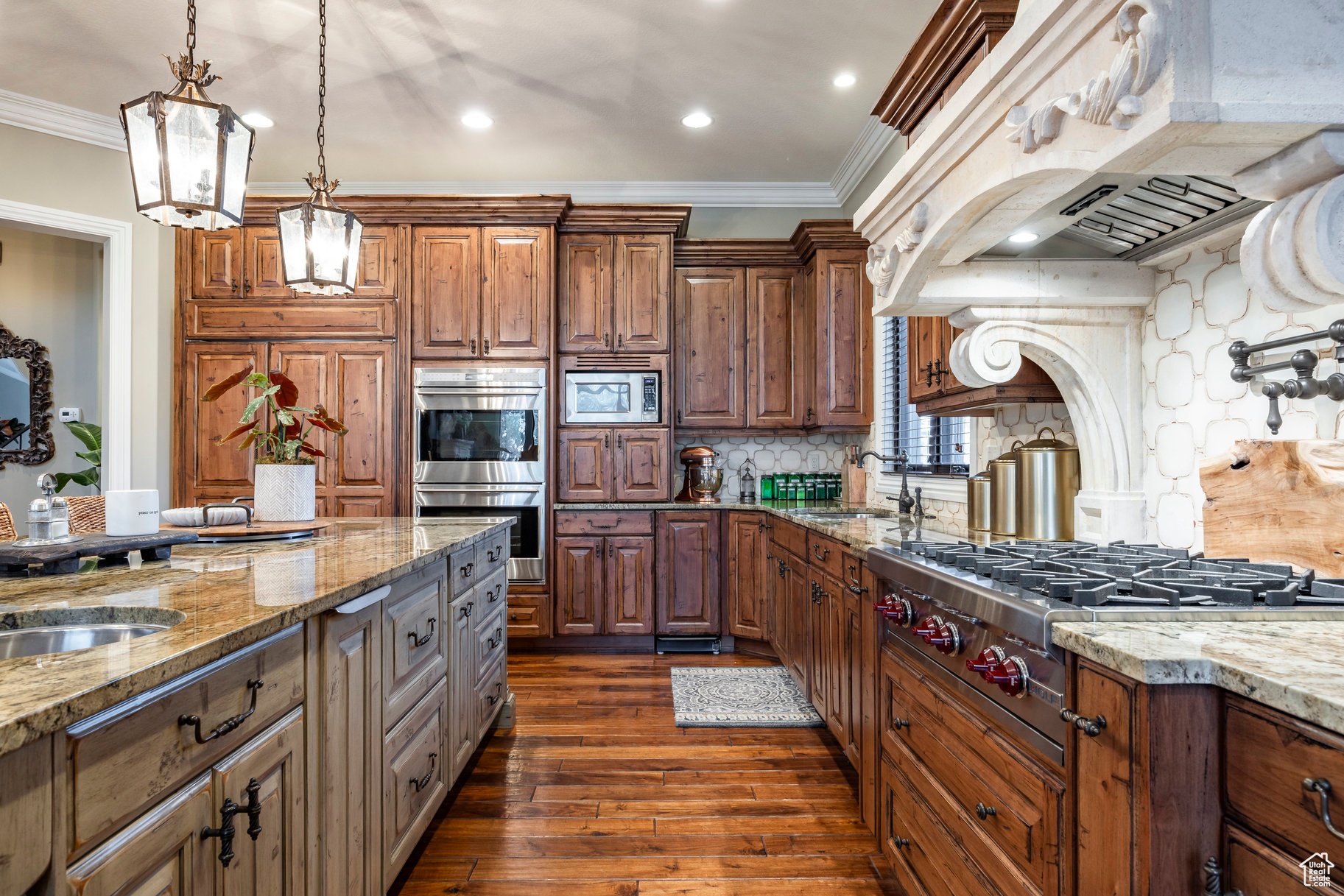 GRANITE OAKS - Residential