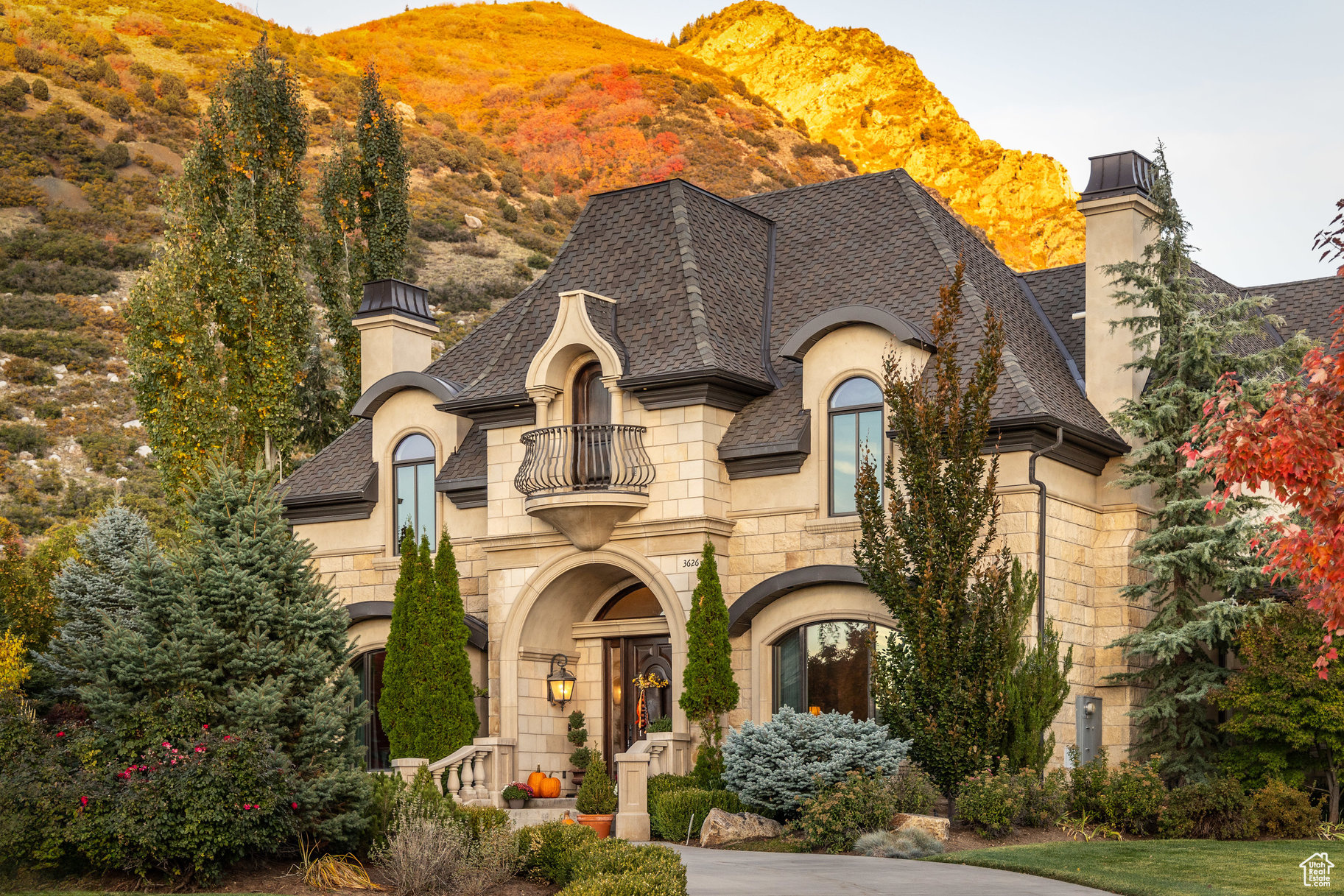 GRANITE OAKS - Residential