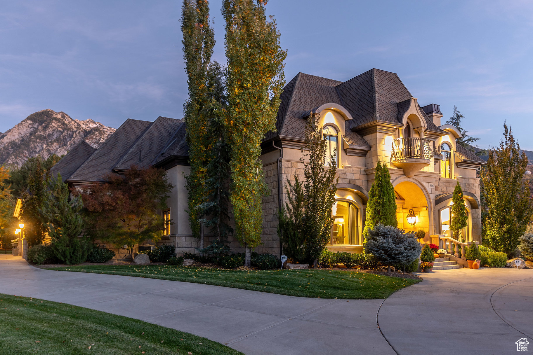 GRANITE OAKS - Residential