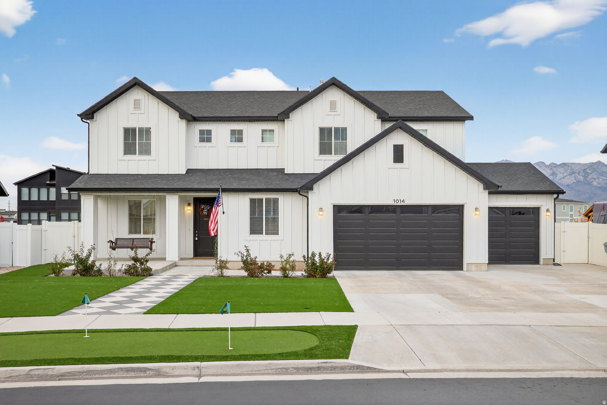 LAKESHORE - Residential