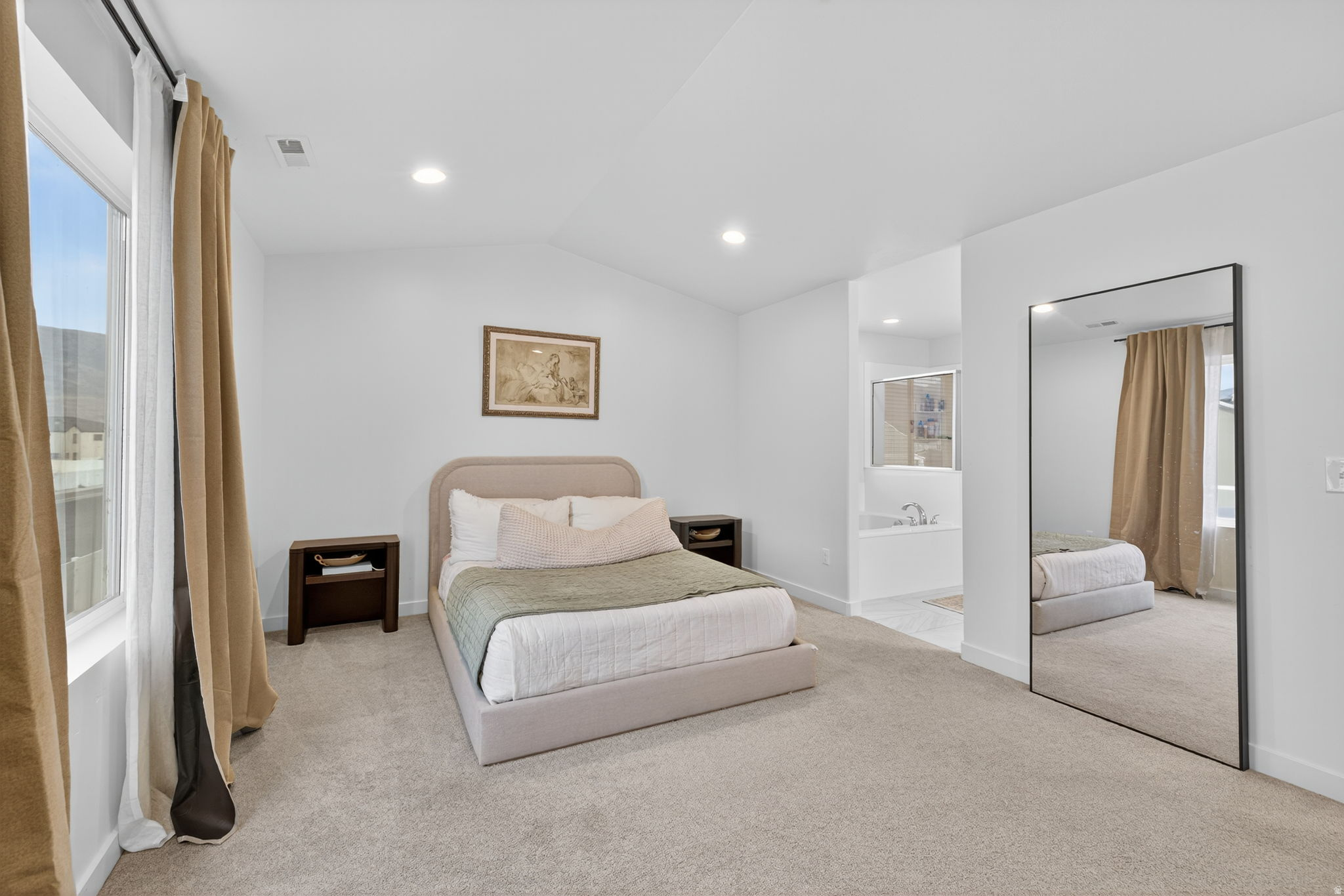 LAKESHORE - Residential