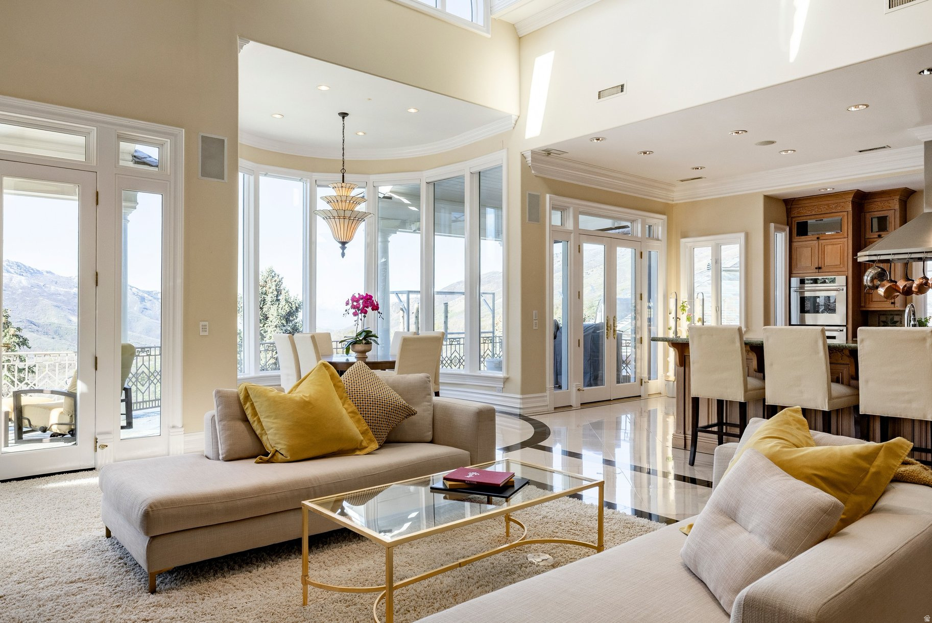 EMIGRATION ESTATES - Residential