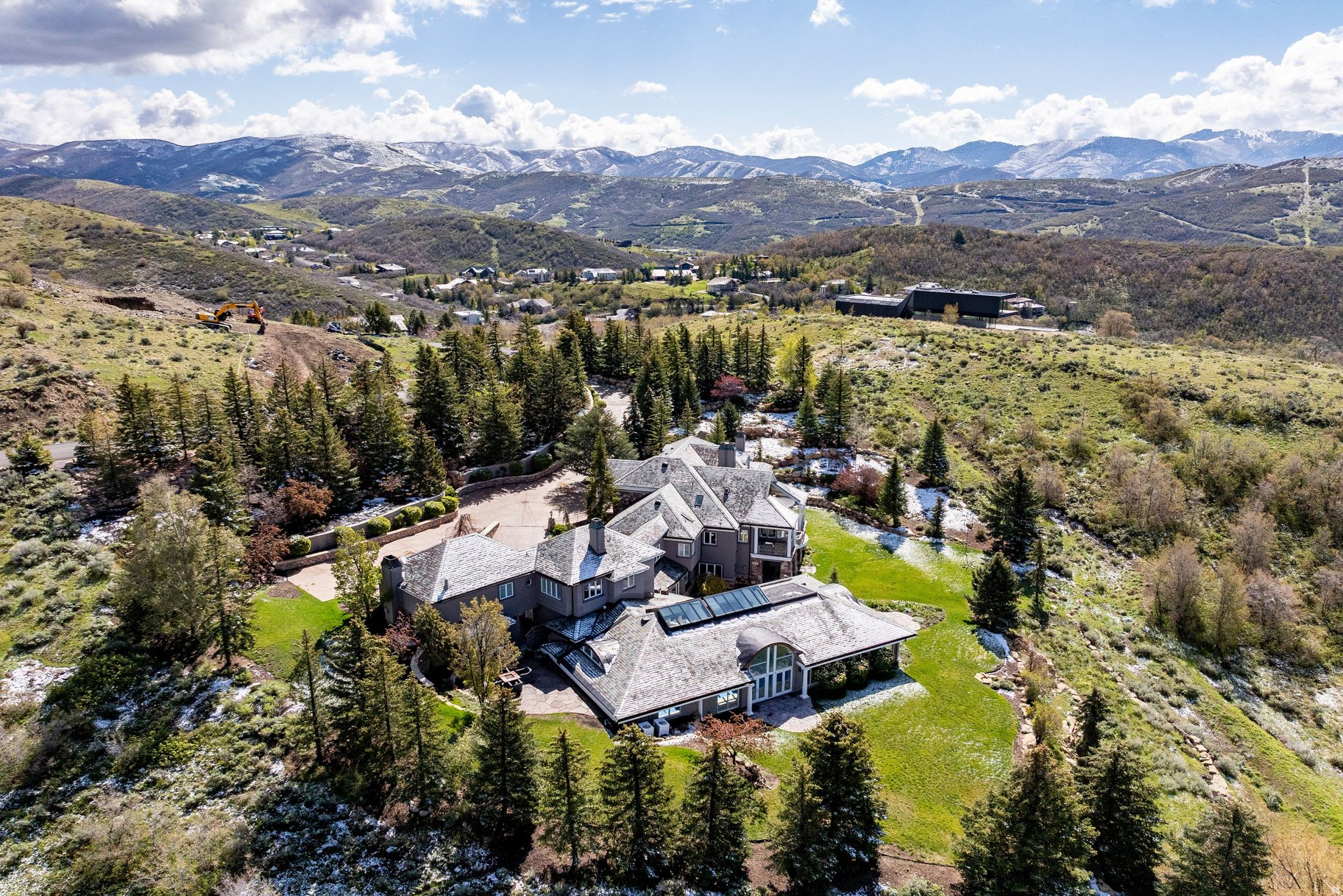 EMIGRATION ESTATES - Residential