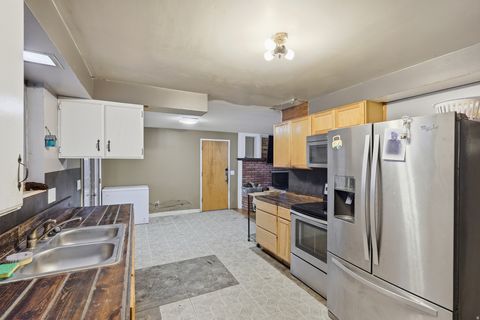 Tiny photo for 4881 S 2400 W, Roy, UT 84067 (MLS # 2138150)