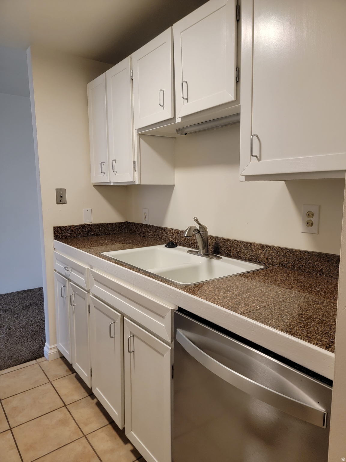 CAPITOL - Residential