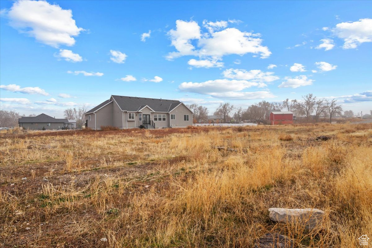 BRIDLE WALK - Residential