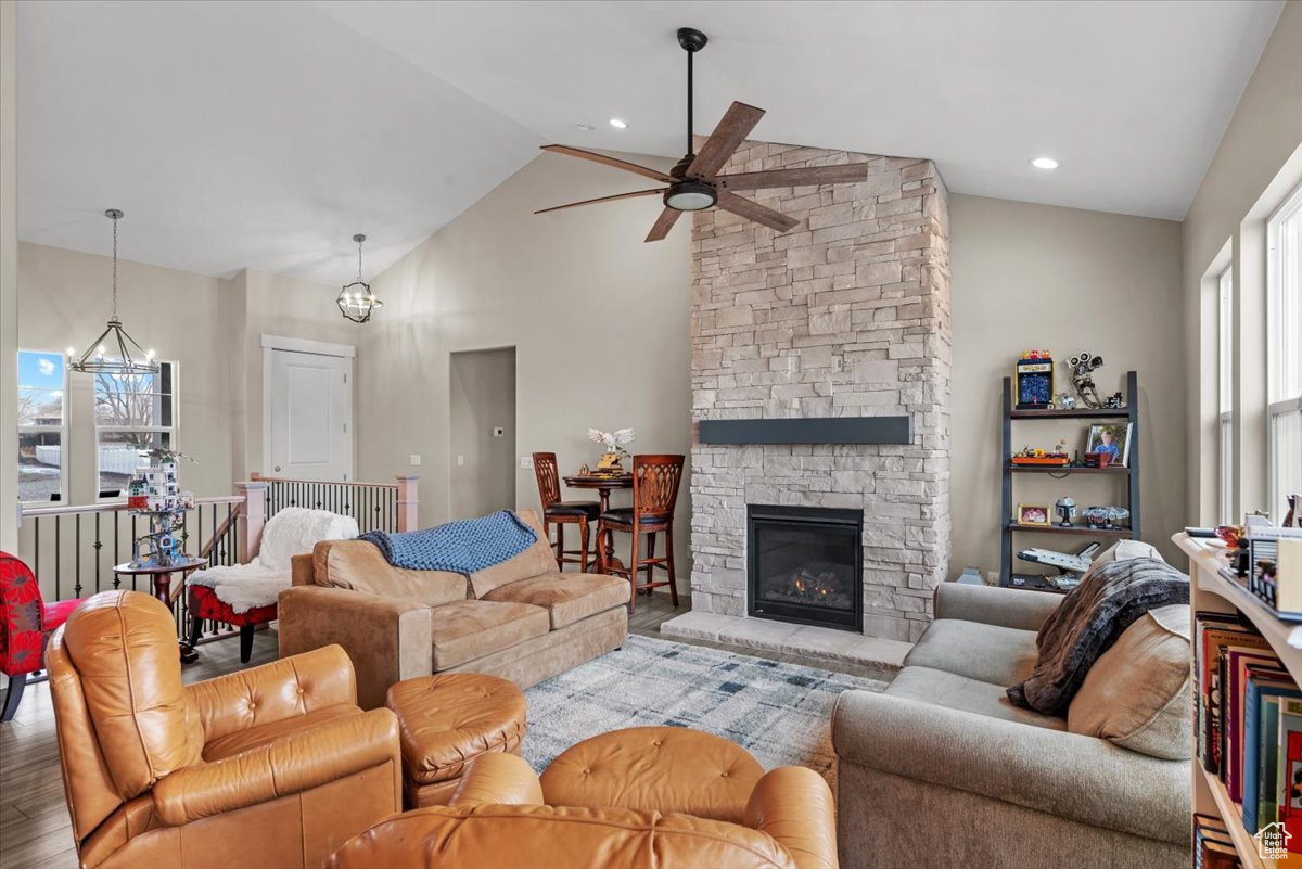 BRIDLE WALK - Residential