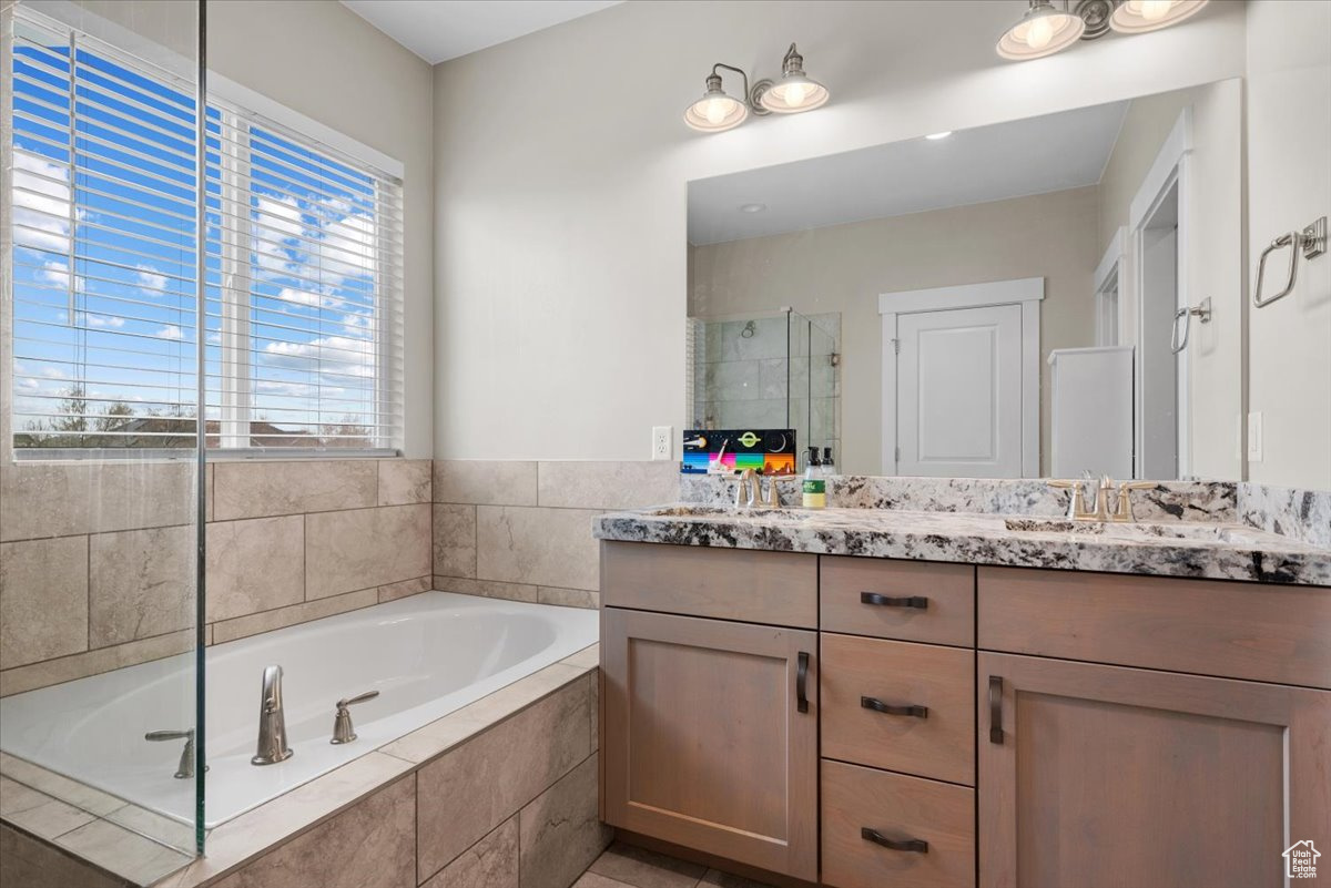 BRIDLE WALK - Residential