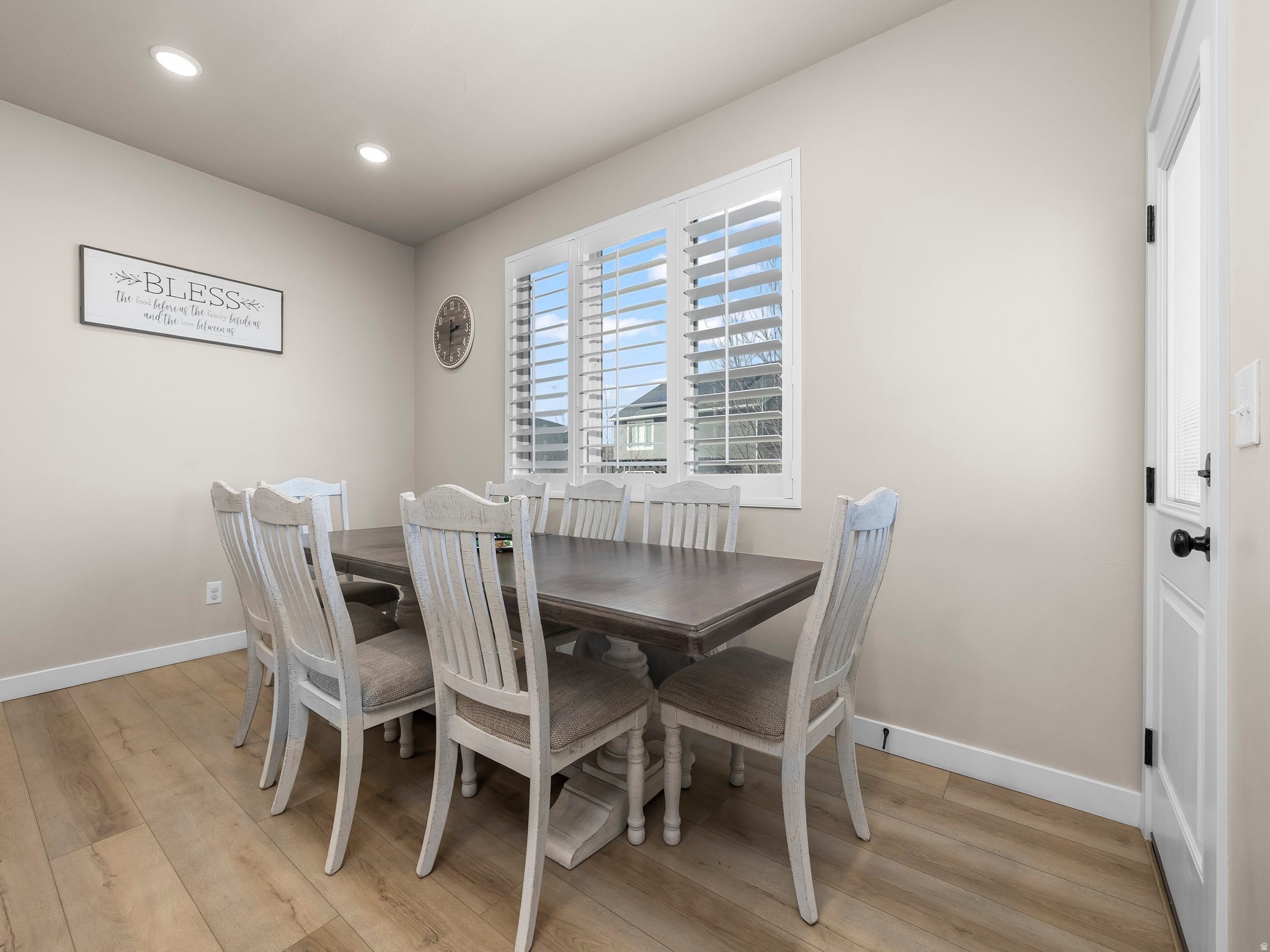 SECRET SPRINGS - Residential