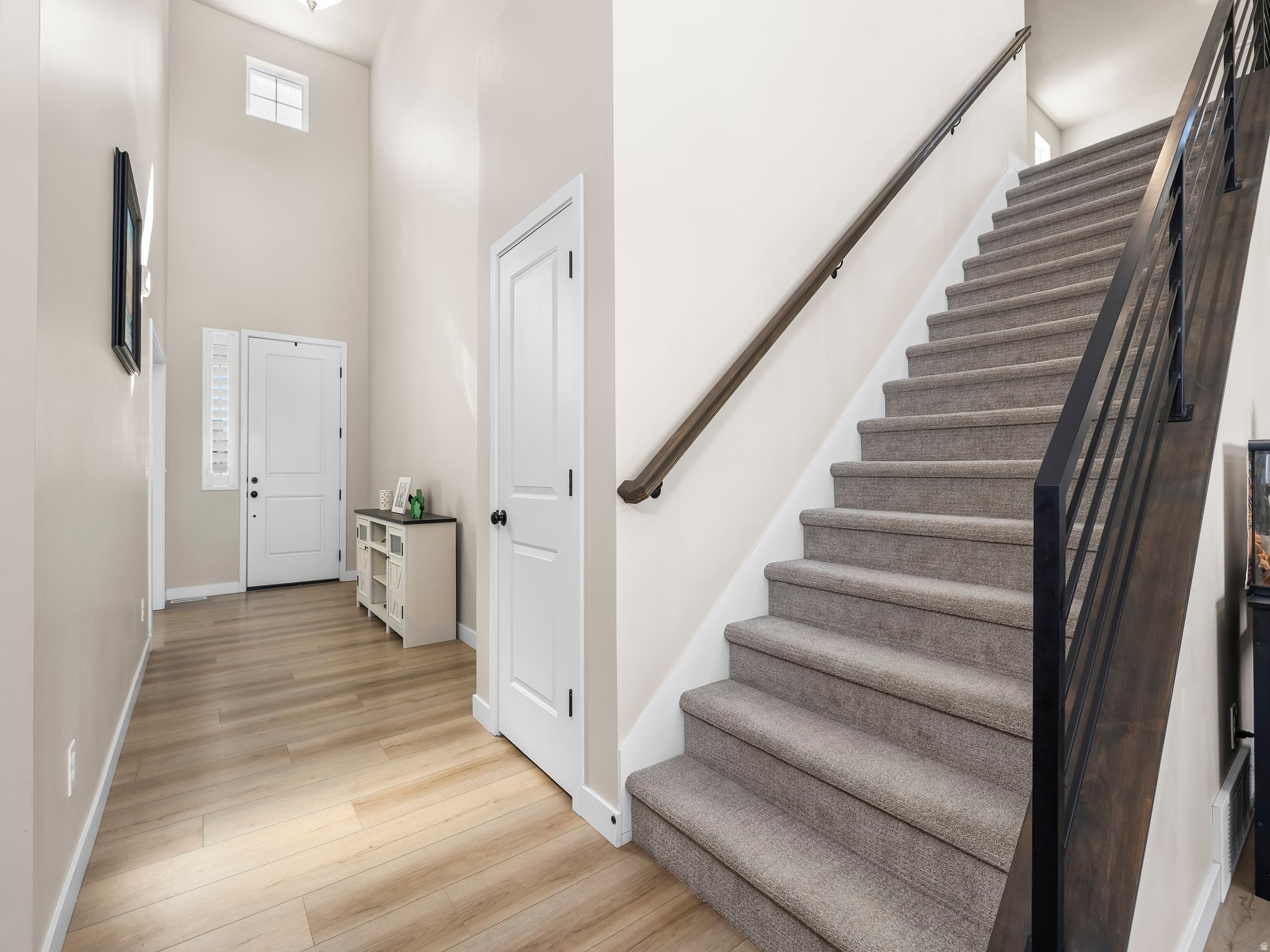 SECRET SPRINGS - Residential