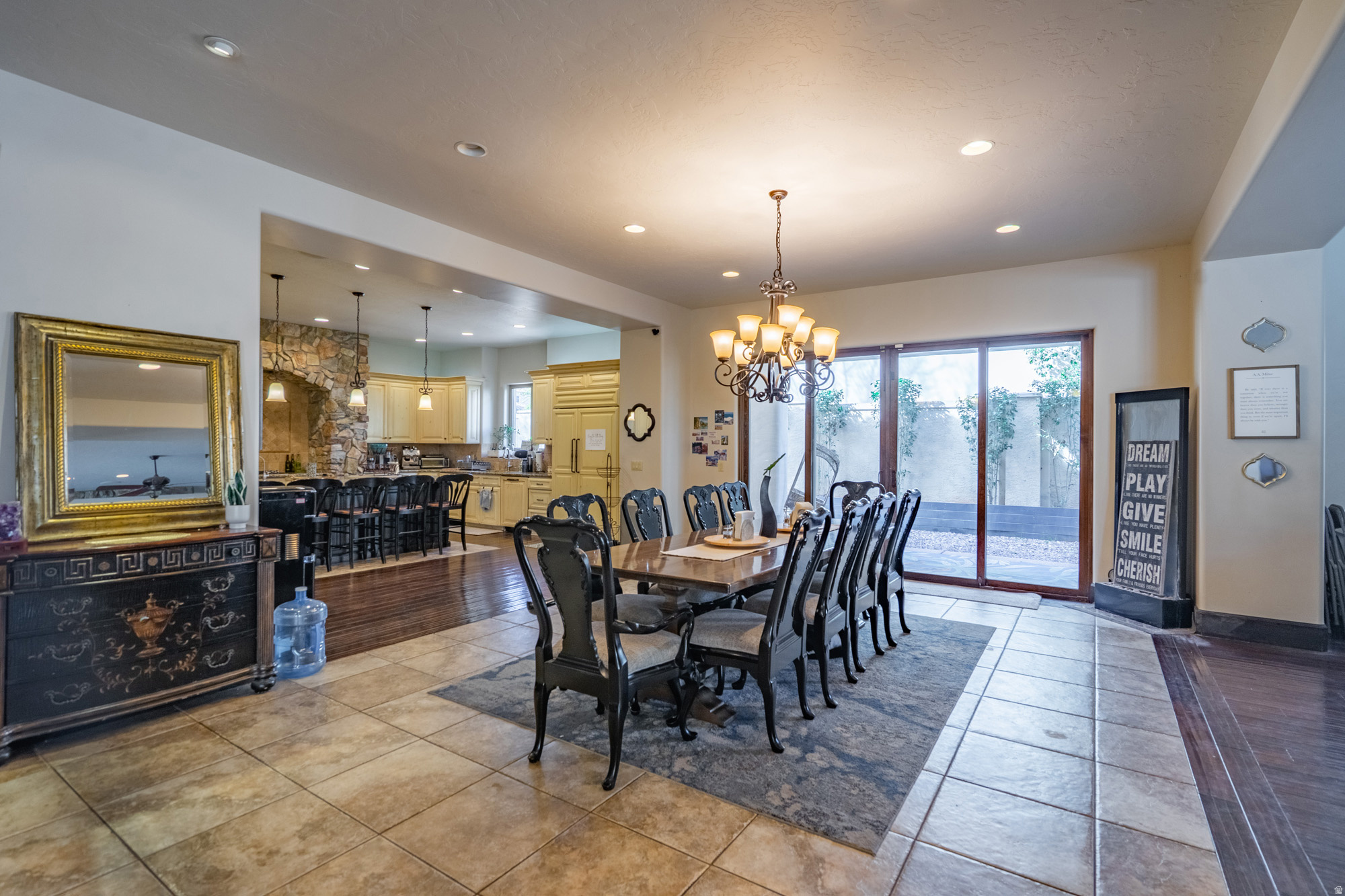 VILLA BONITA ESTATES - Residential