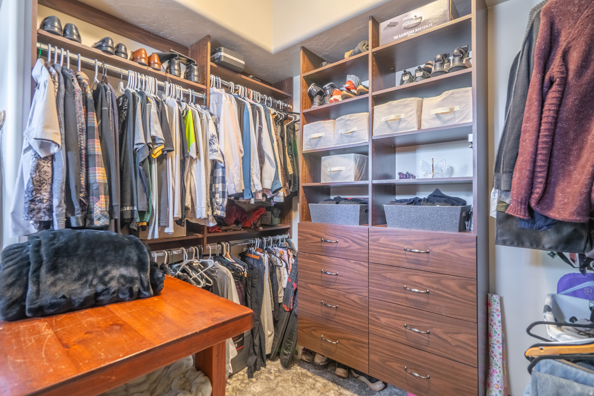 VILLA BONITA ESTATES - Residential