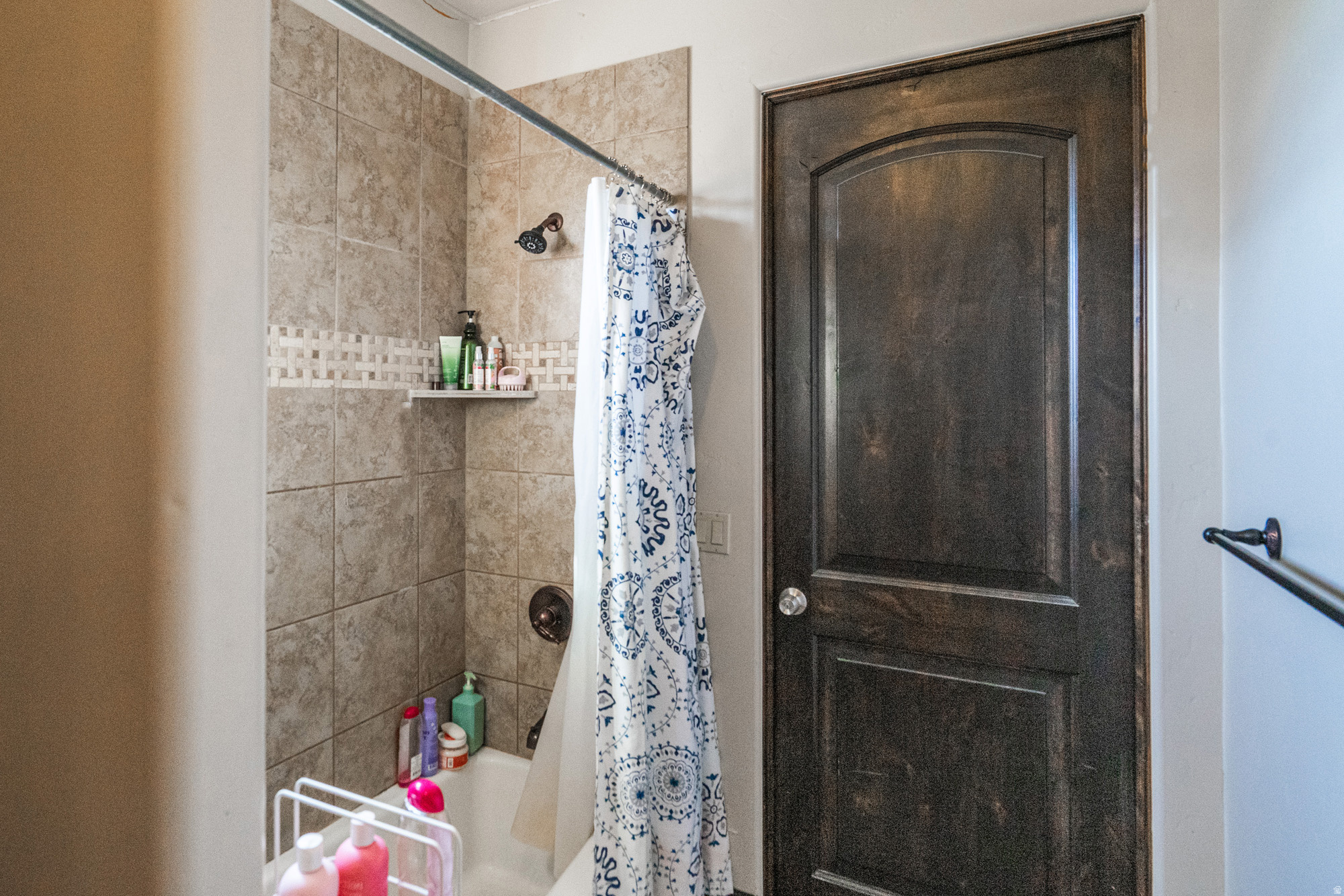 VILLA BONITA ESTATES - Residential