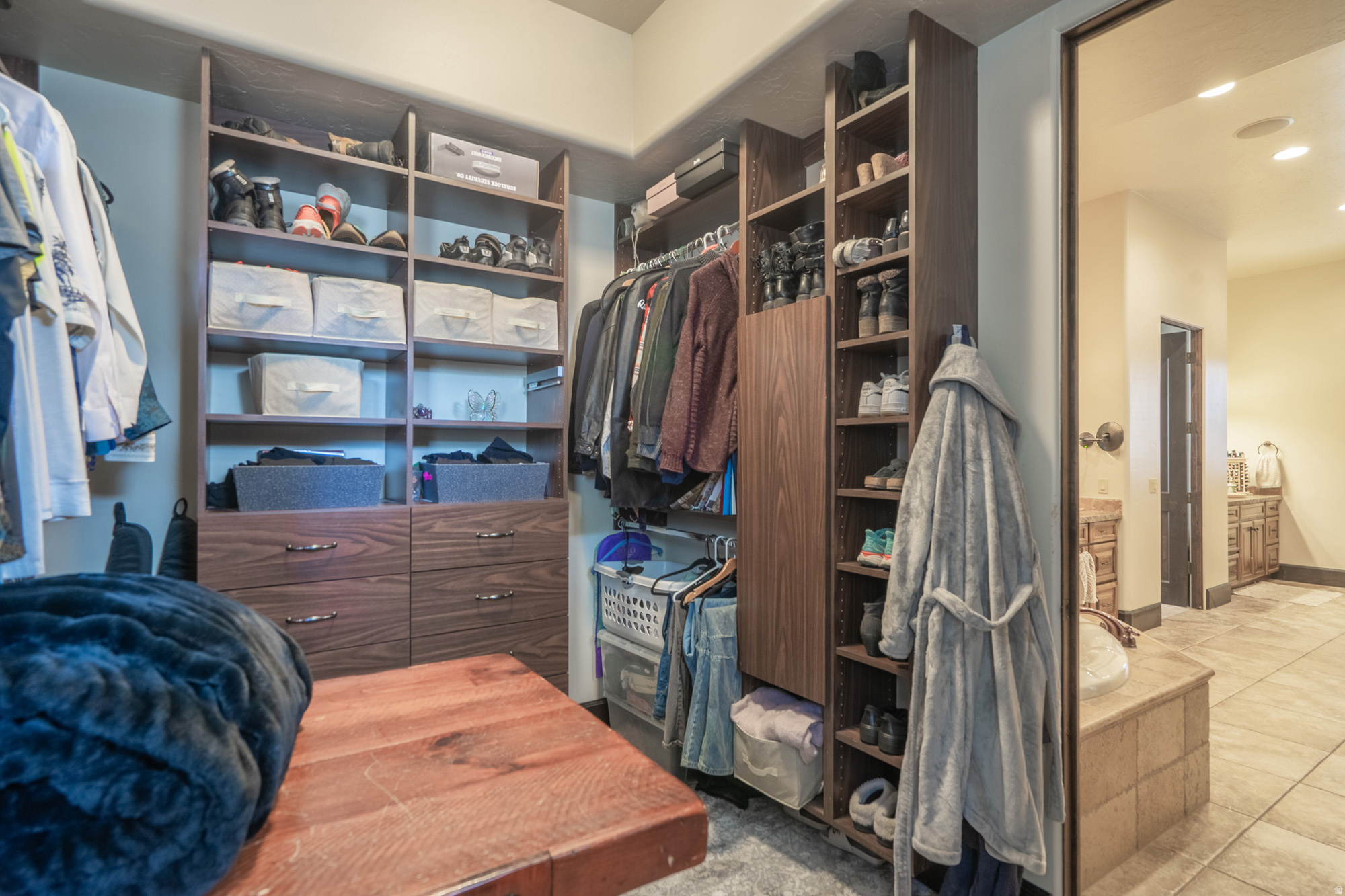 VILLA BONITA ESTATES - Residential