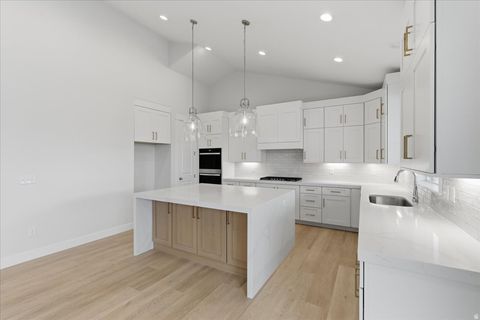 Tiny photo for 4732 S TURNBERRY COVE LN W #14, Taylorsville, UT 84123 (MLS # 2123664)