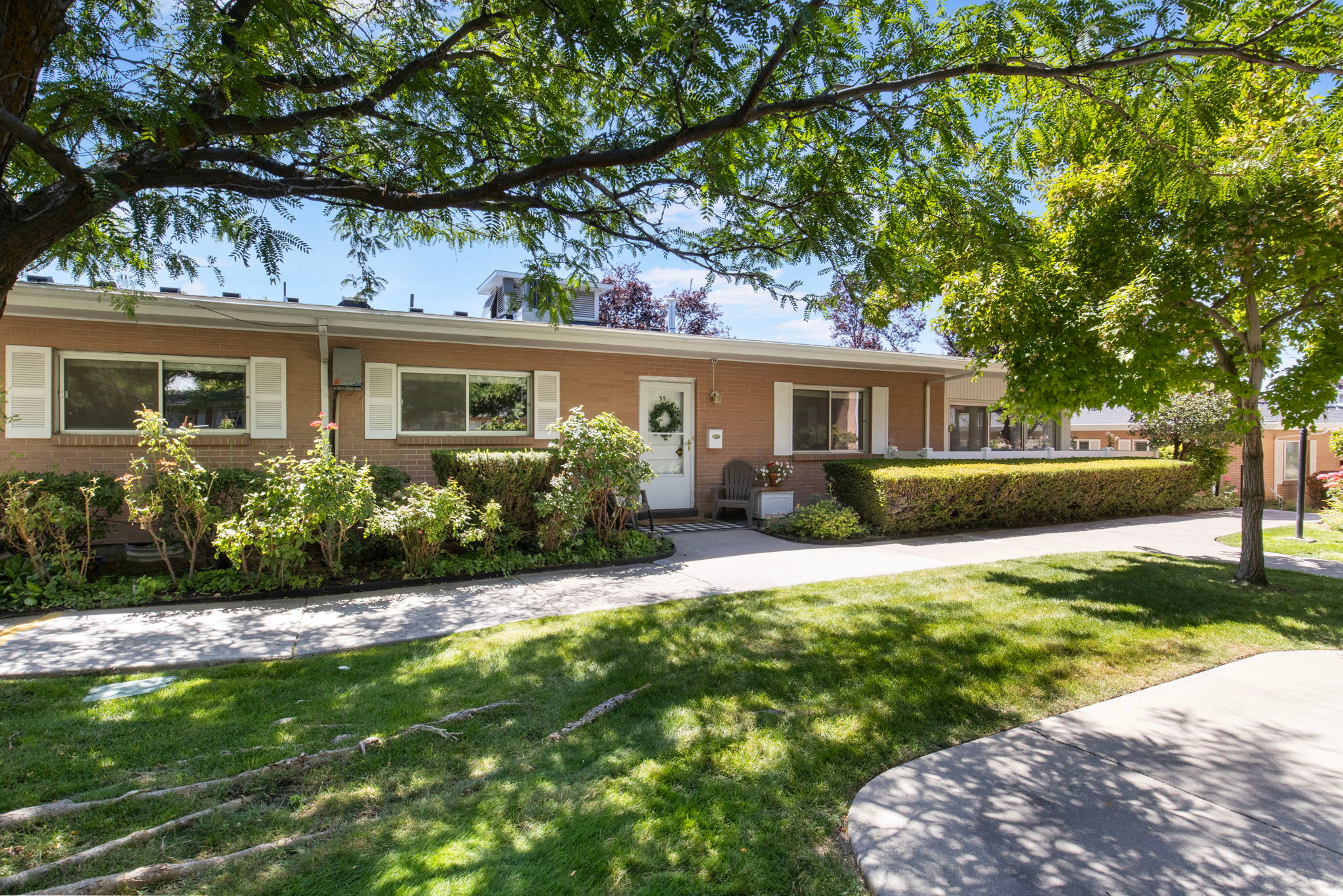 CARRIAGE LANE - Residential