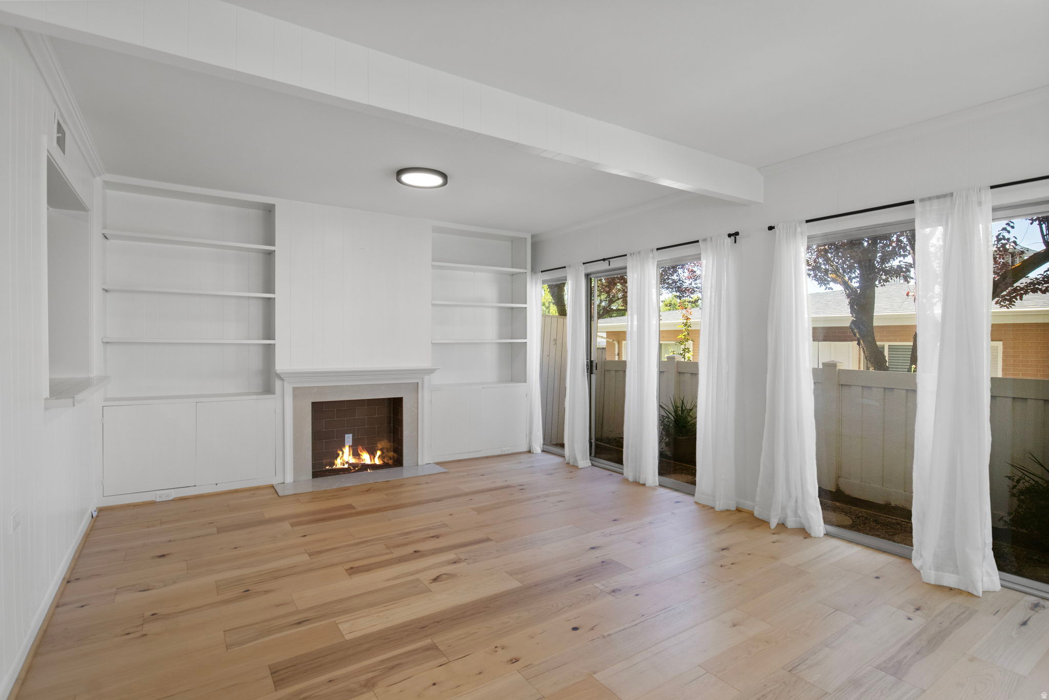 CARRIAGE LANE - Residential