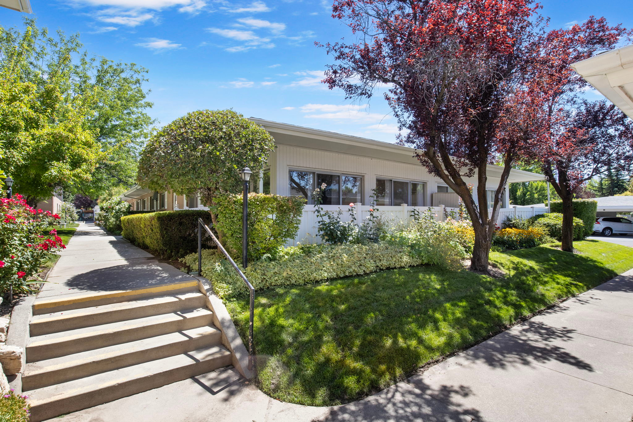 CARRIAGE LANE - Residential