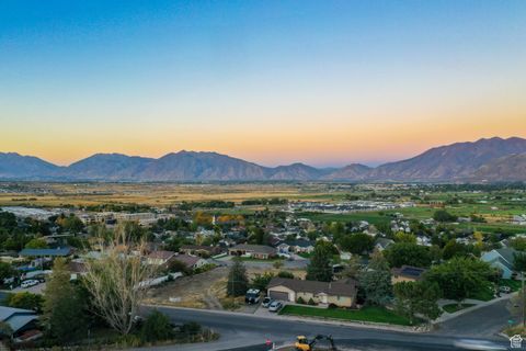 Tiny photo for 862 E 400 S, Payson, UT 84651 (MLS # 2115611)