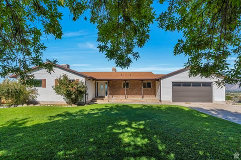 Tiny photo for 862 E 400 S, Payson, UT 84651 (MLS # 2115611)