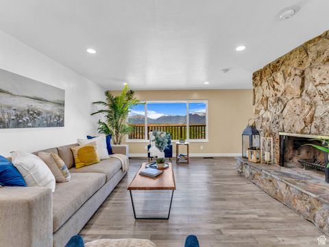 Tiny photo for 862 E 400 S, Payson, UT 84651 (MLS # 2115611)