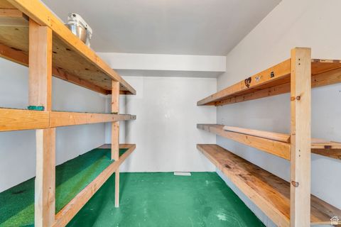 Tiny photo for 862 E 400 S, Payson, UT 84651 (MLS # 2115611)