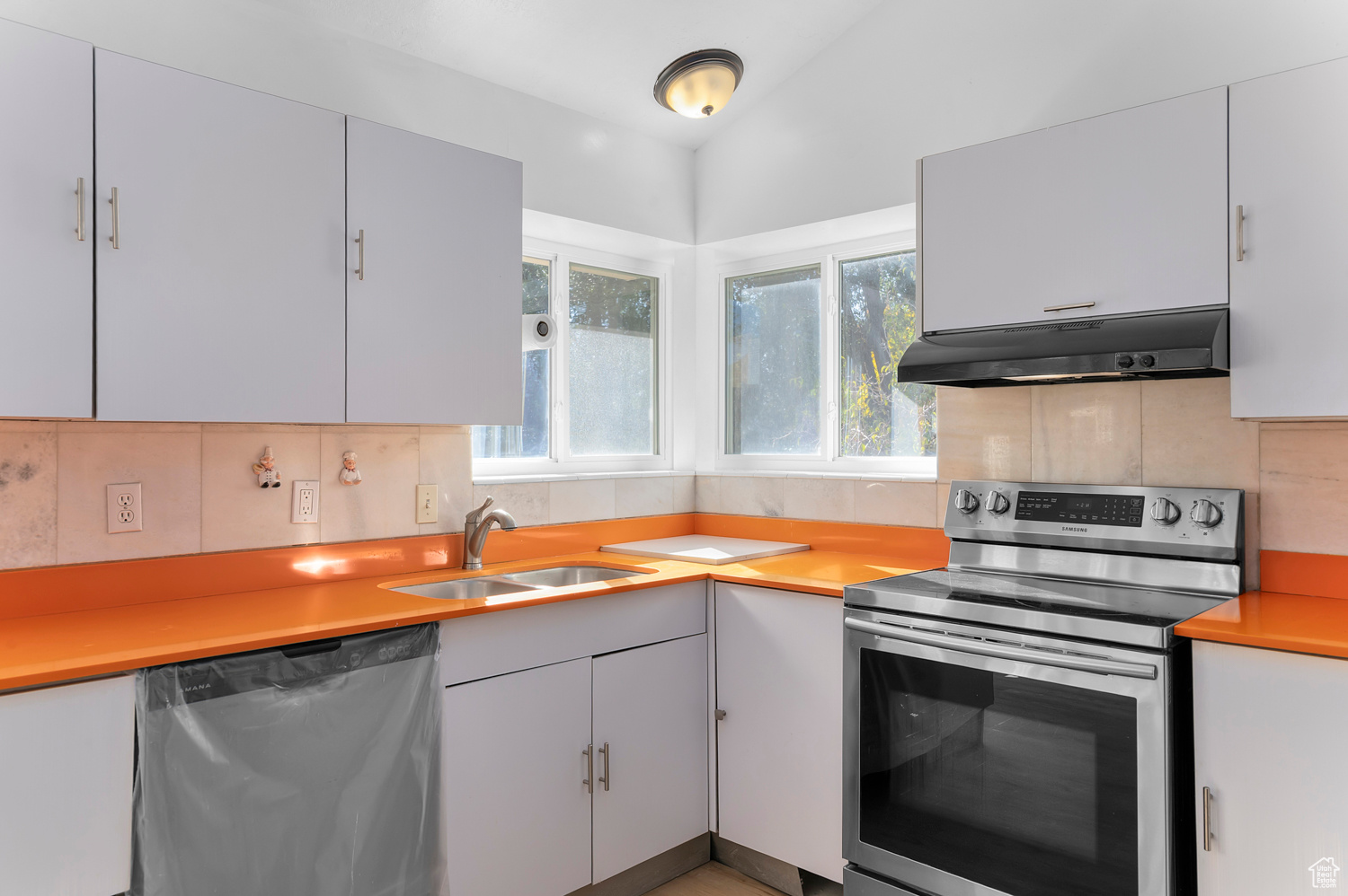 COWAN WEST VALLEY - Residential