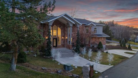 Tiny photo for 35 E LONE HOLLOW DR, Sandy, UT 84092 (MLS # 2126810)