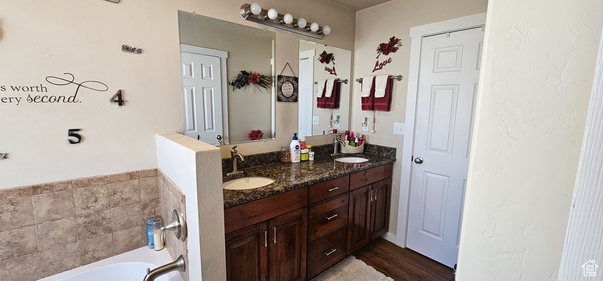 WESTWOOD 4 - Residential