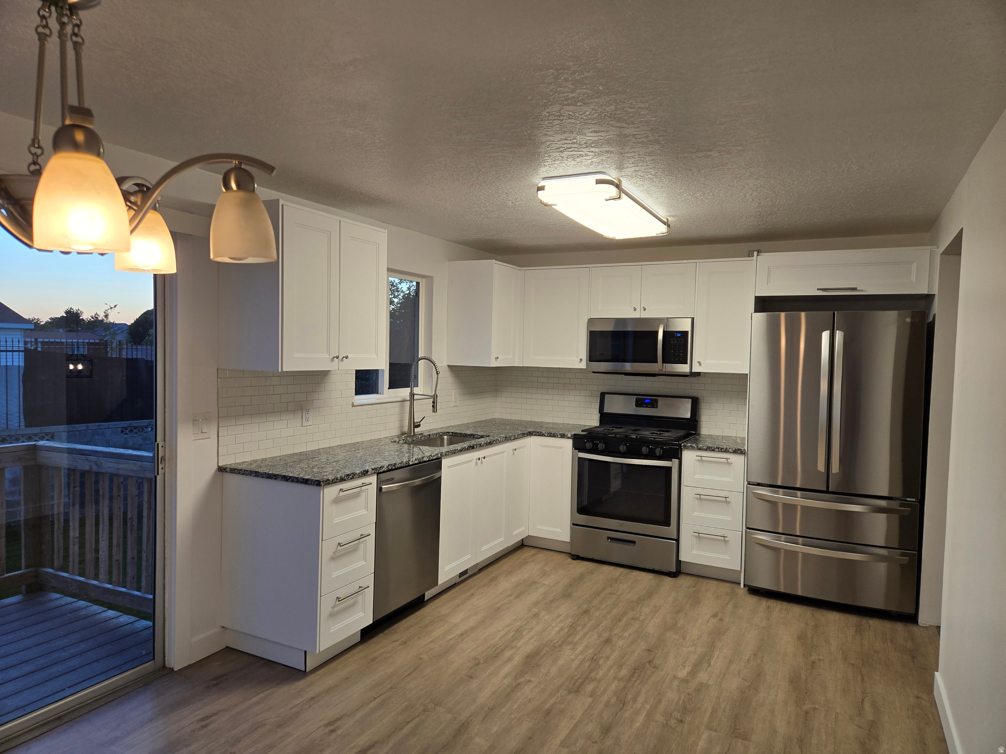 SUNDOWN SUB #4 - Residential